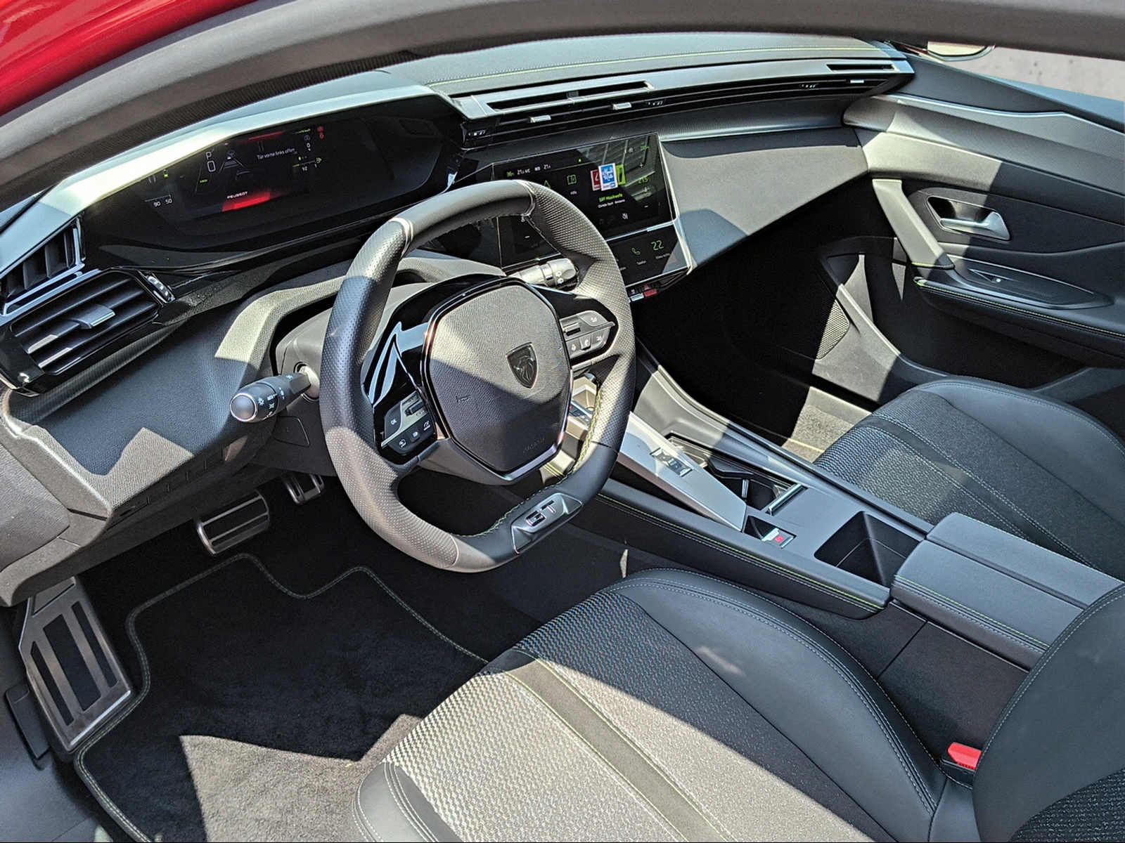 PEUGEOT 308 1.2 Hybrid GT-image-11