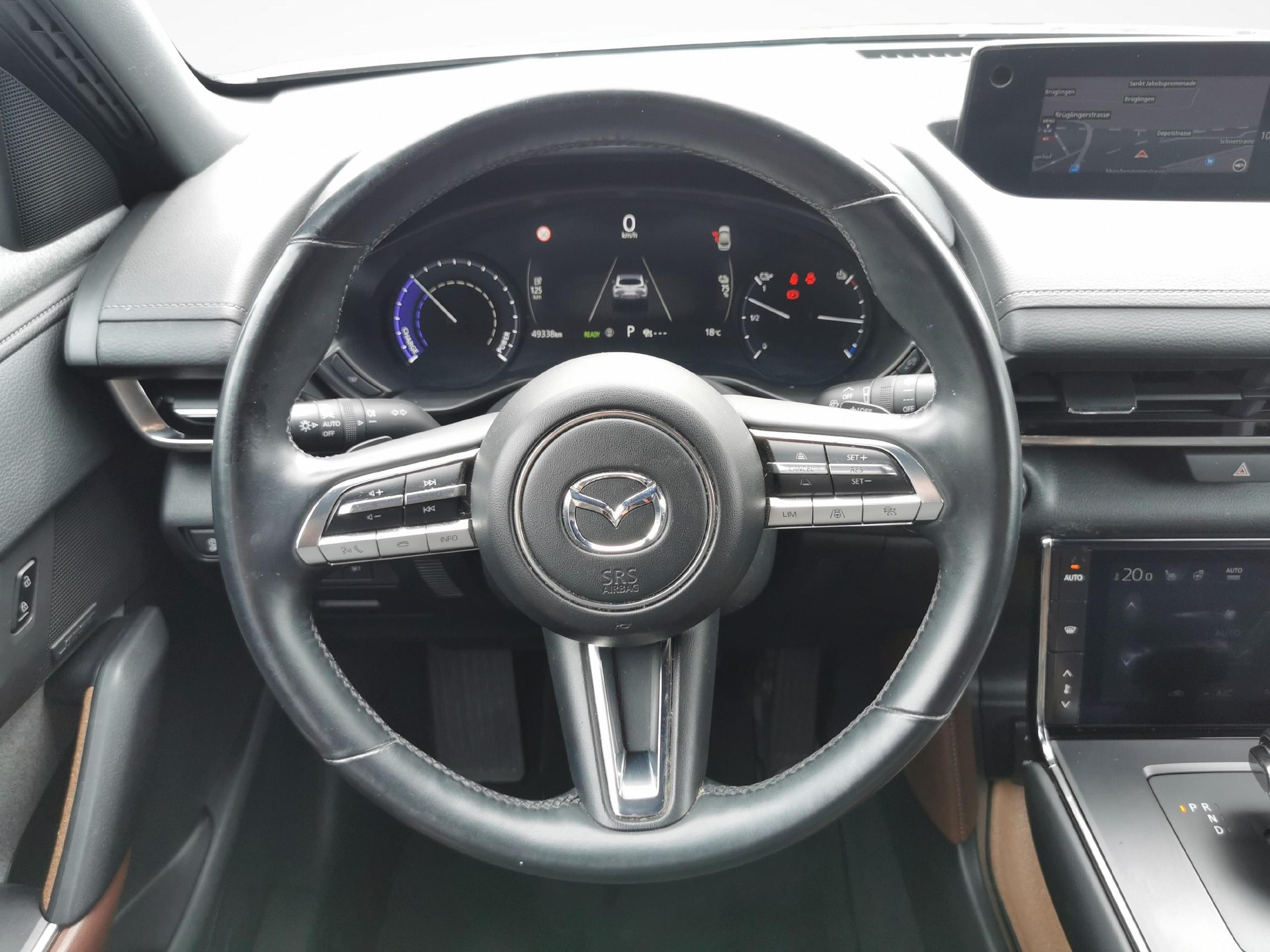 MAZDA MX-30 e-Skyactiv Revolution-image-4