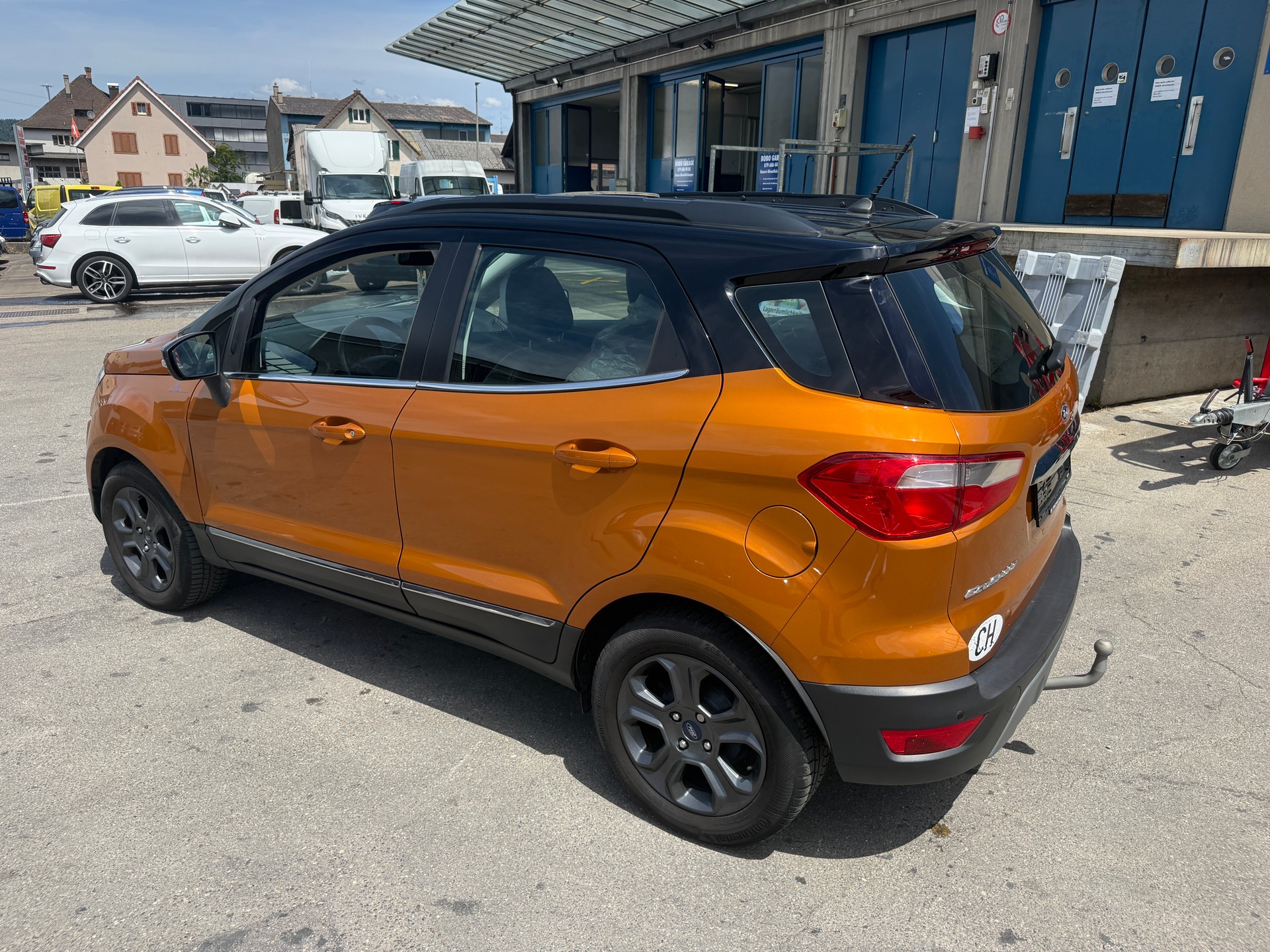 FORD EcoSport 1.0 SCTi Titanium Automat-image-3