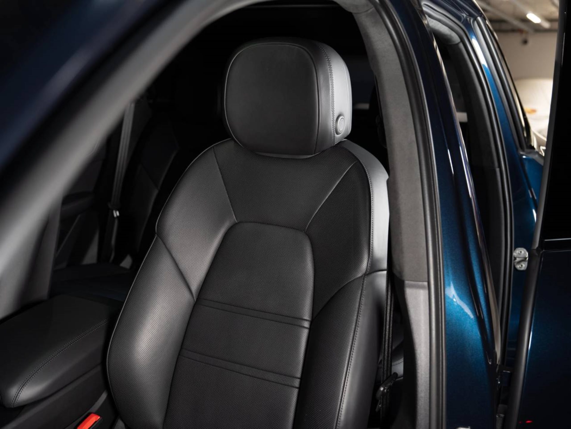 PORSCHE Cayenne Turbo E-Hybrid (MY24)-image-15