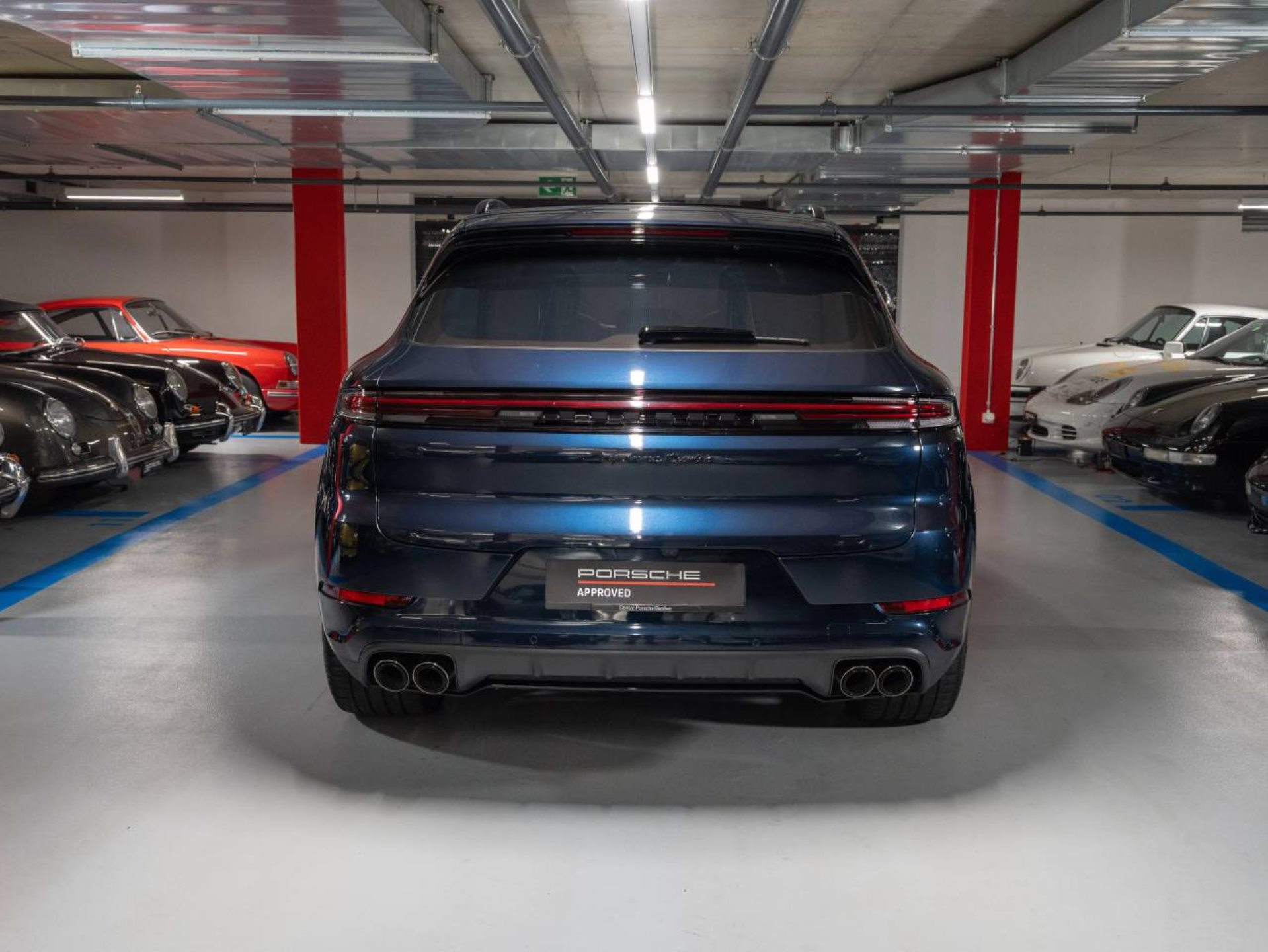 PORSCHE Cayenne Turbo E-Hybrid (MY24)-image-6
