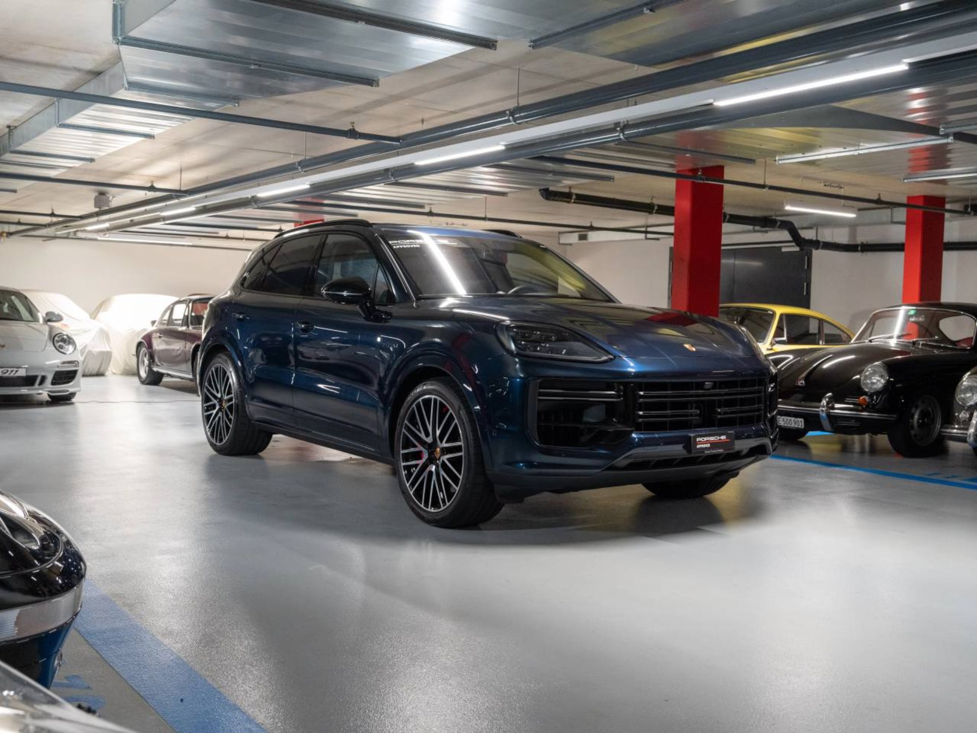 PORSCHE Cayenne Turbo E-Hybrid (MY24)-image-5