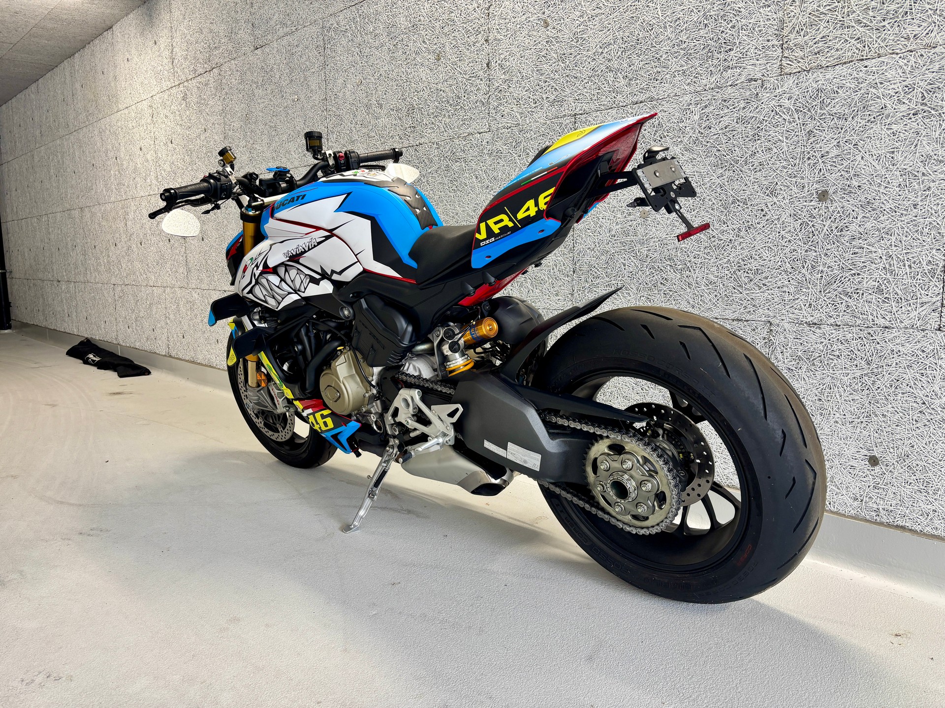 DUCATI Streetfighter V4 S-image-7