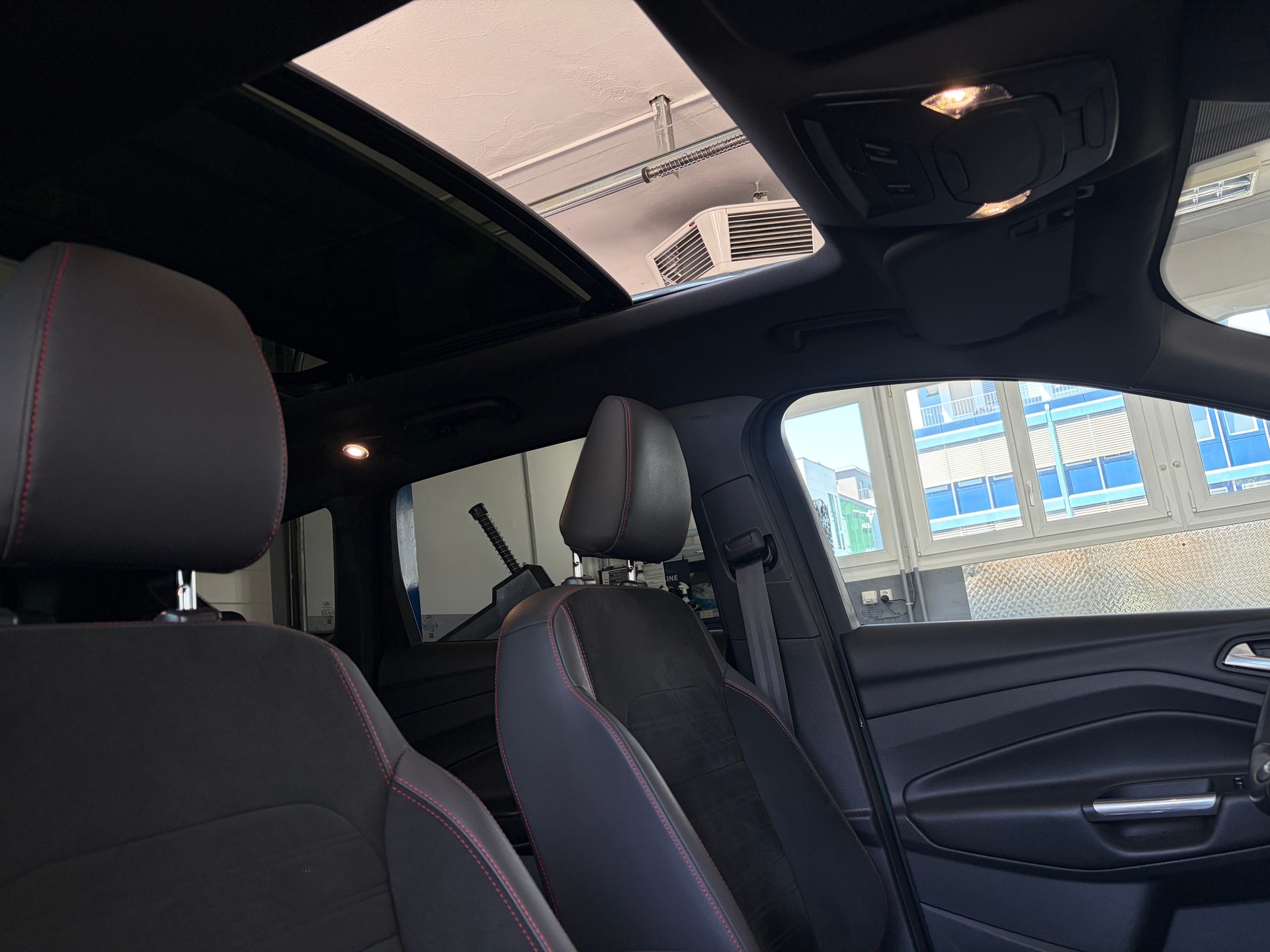 FORD Kuga 2.0 SCTi ST Line High 4WD Automatic-image-10