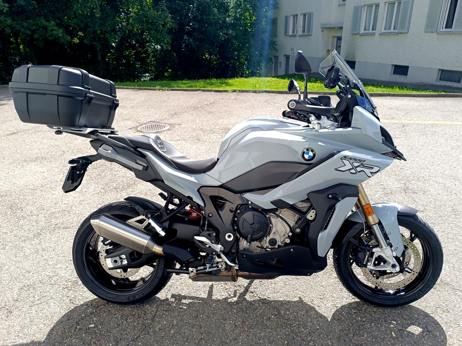 BMW S 1000 XR ABS-image-1
