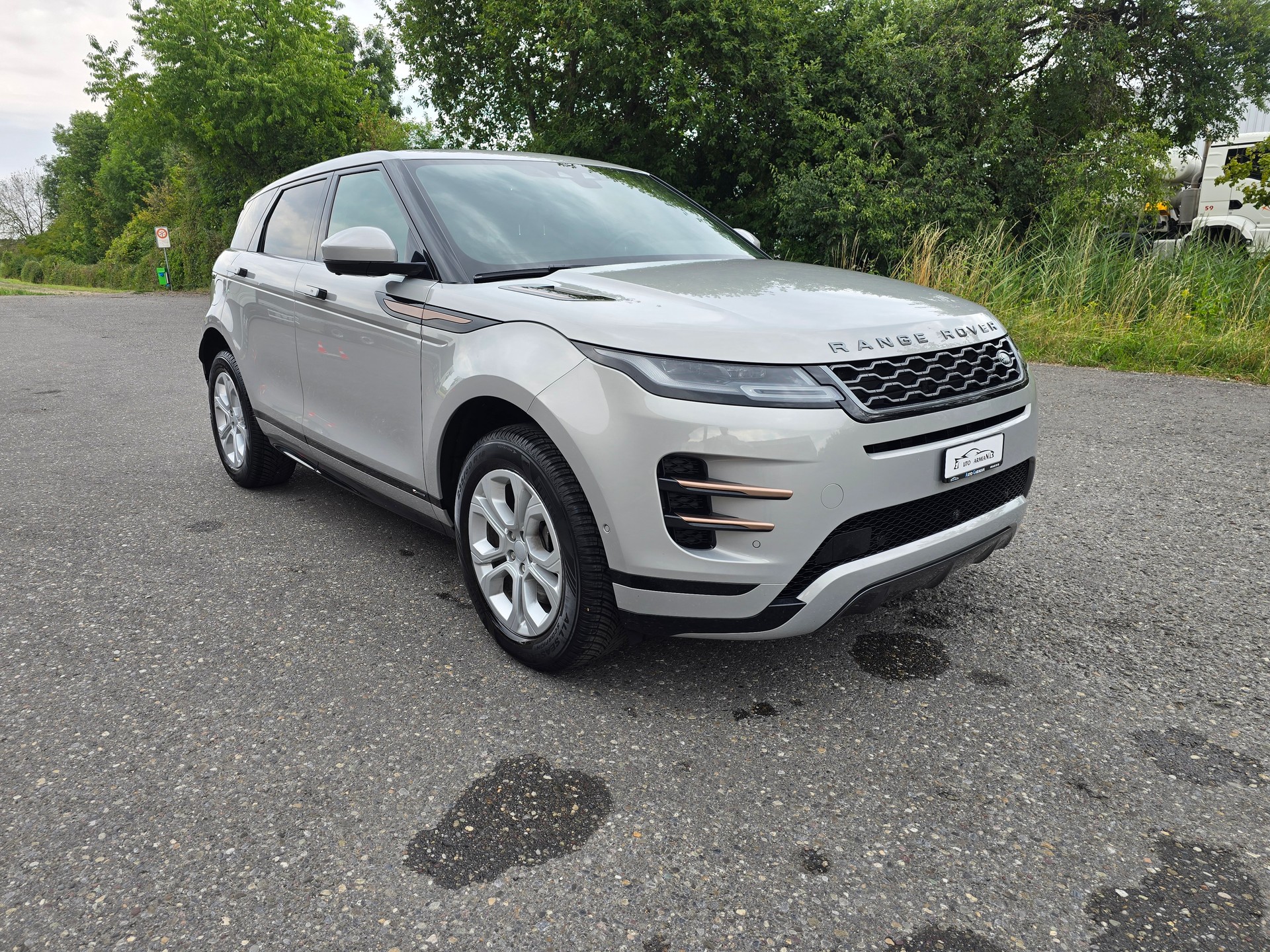 LAND ROVER Range Rover Evoque R-Dynamic D 150 HSE AT9-showroom-element-1