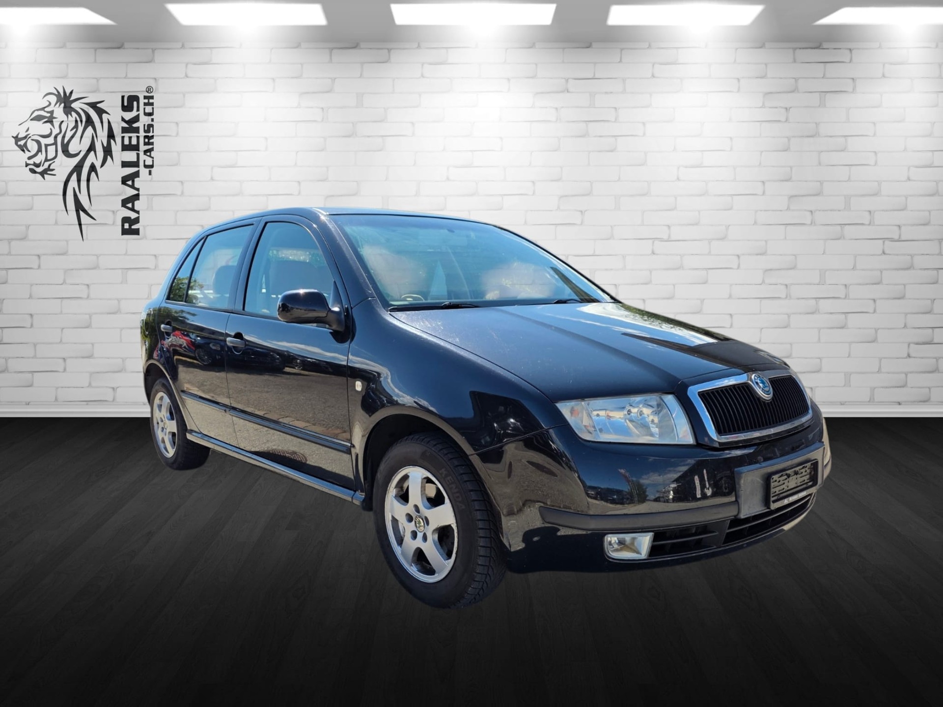 SKODA Fabia 1.4 16V Elegance-showroom-element-1