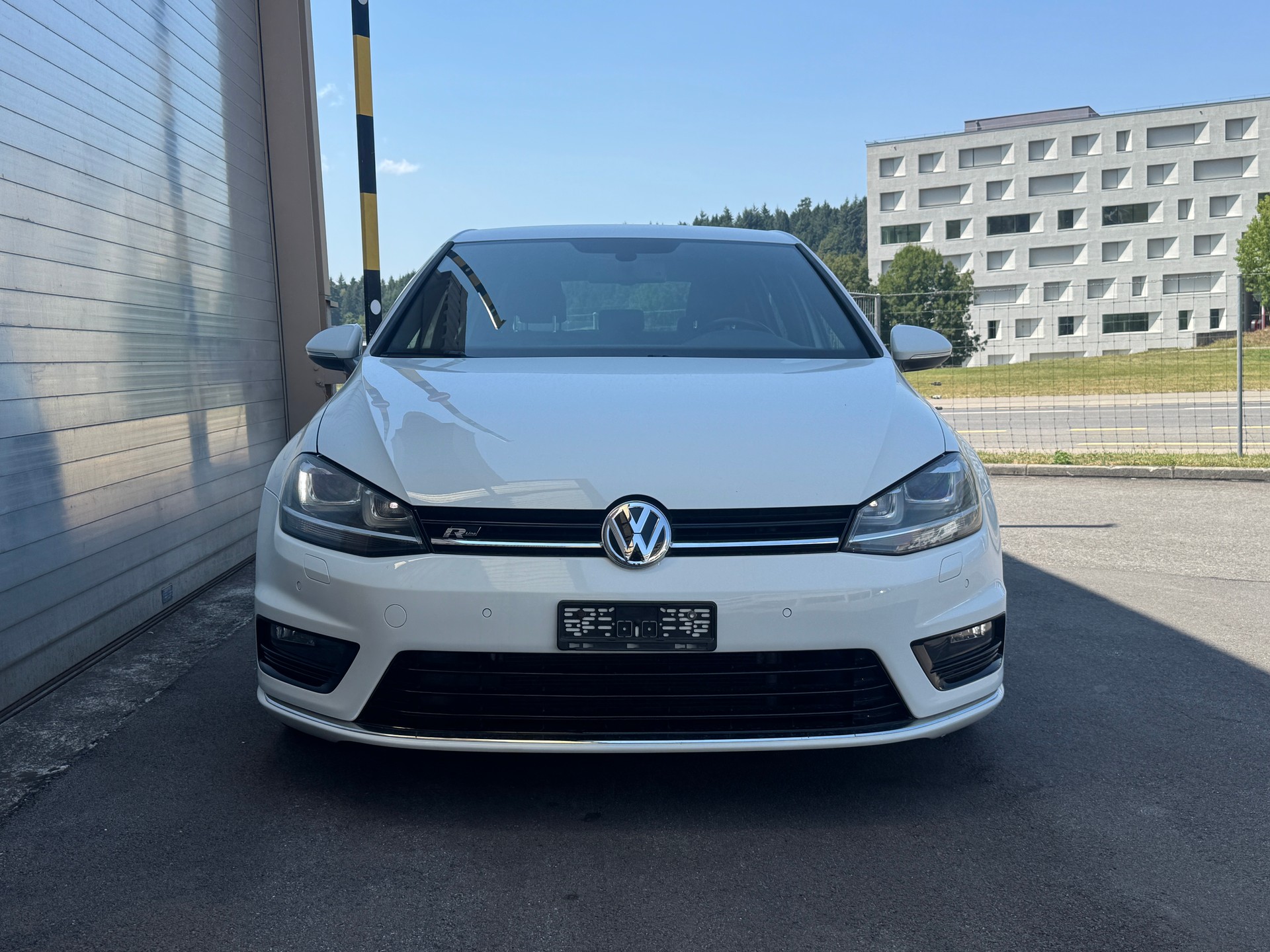 VW Golf 1.4 TSI Cup R-Line DSG-showroom-element-1