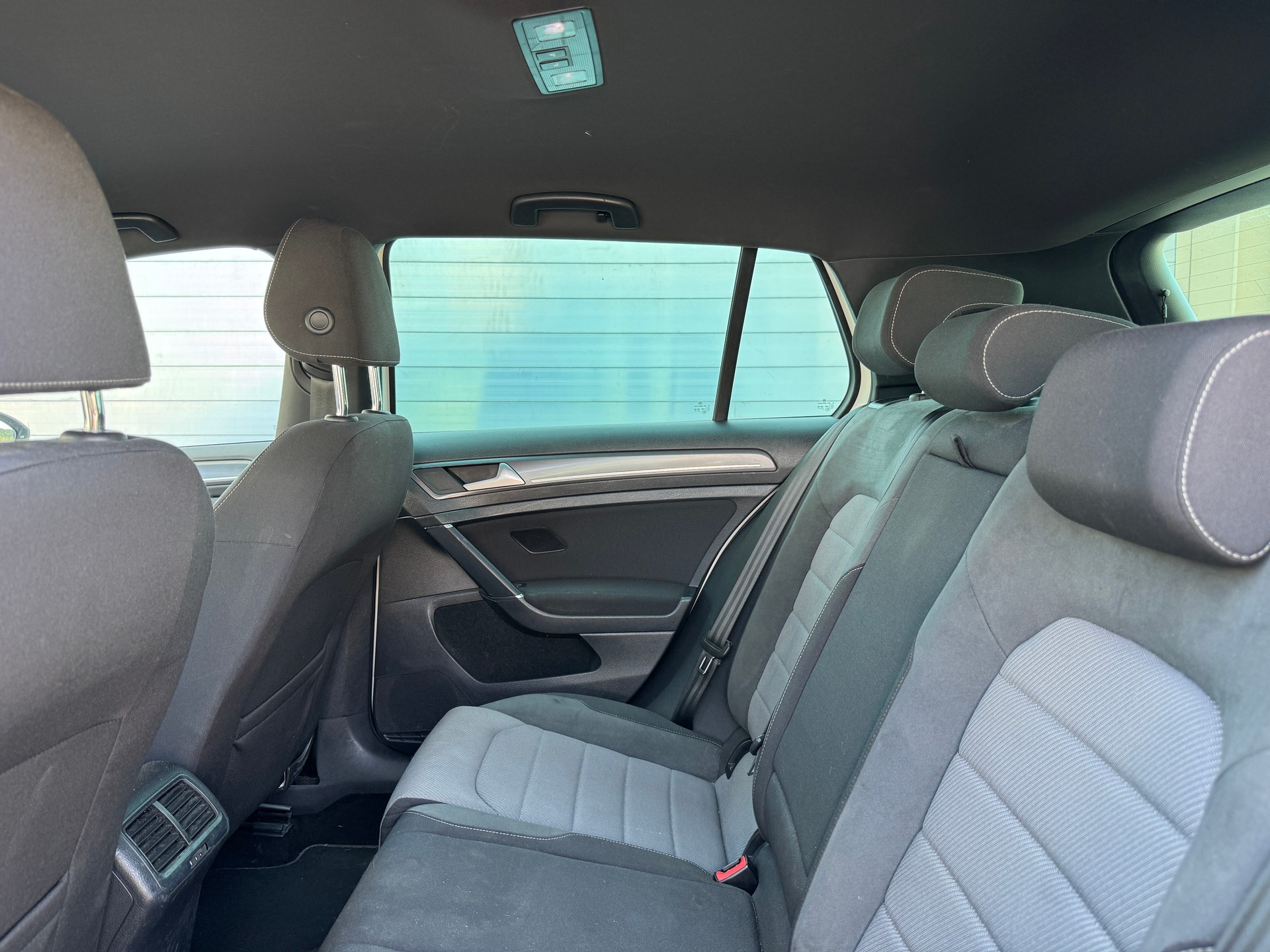 VW Golf 1.4 TSI Cup R-Line DSG-image-5