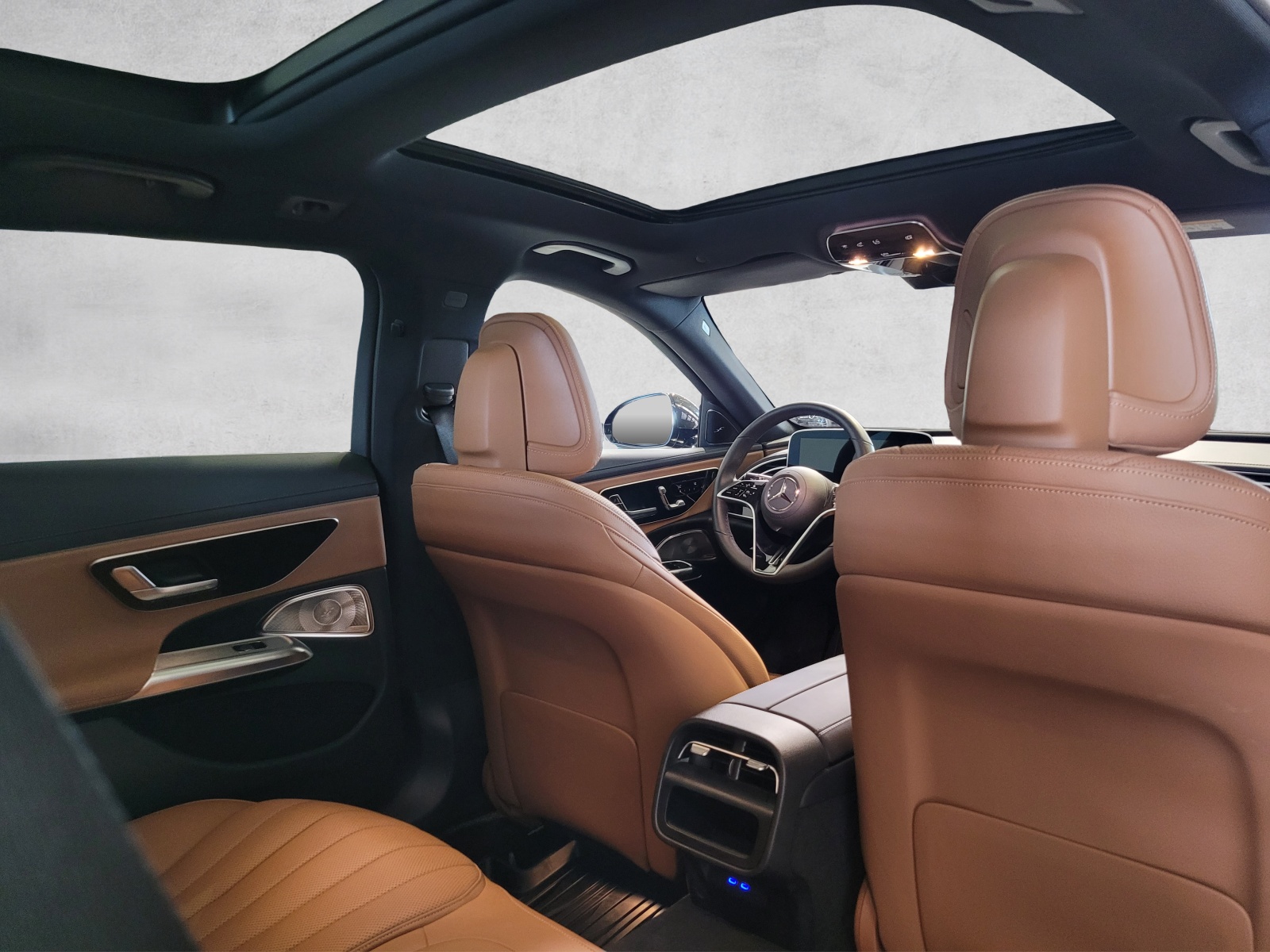 MERCEDES-BENZ E 300 de All-Terrain 4Matic 9G-Tronic-image-14