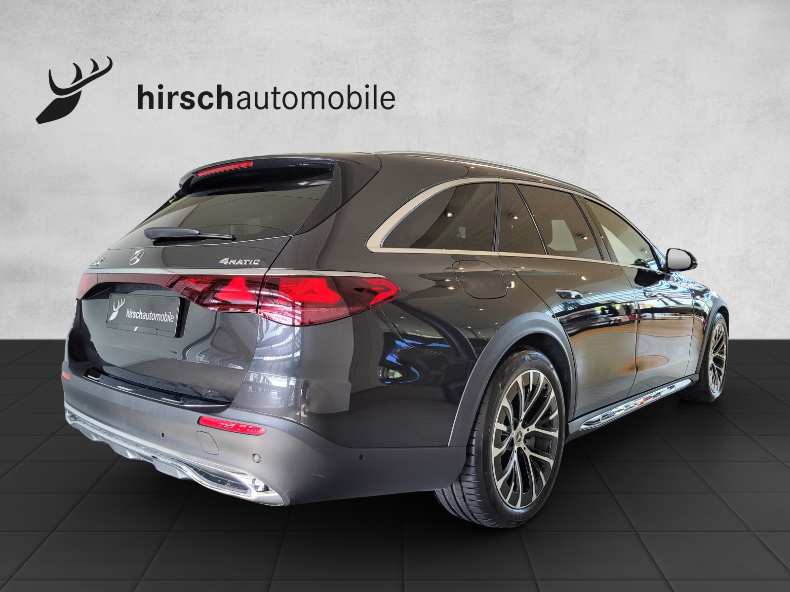 MERCEDES-BENZ E 300 de All-Terrain 4Matic 9G-Tronic-showroom-element-3