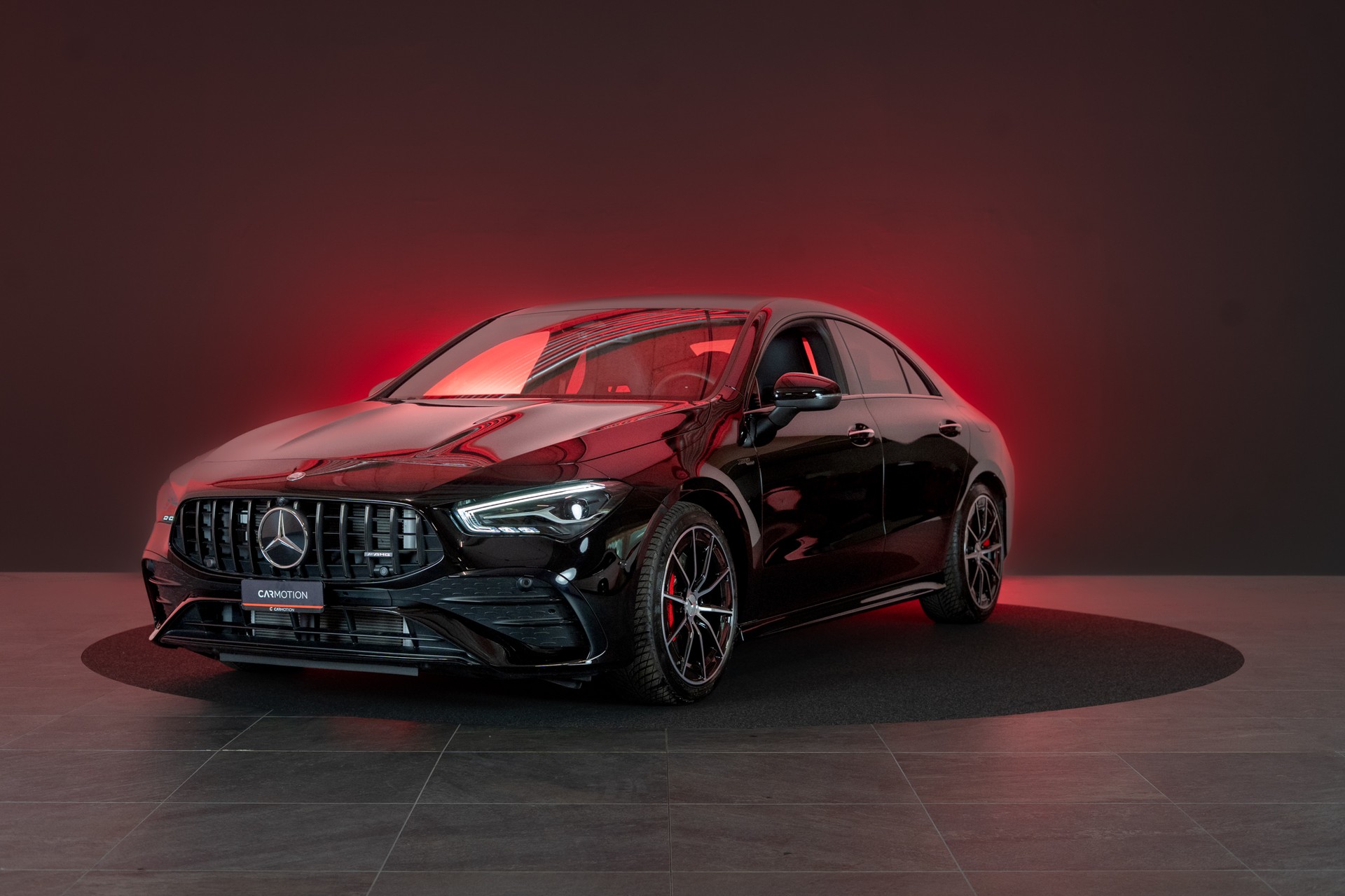 MERCEDES-BENZ CLA 35 AMG 4matic / Facelift / Rückfahrkamera / Ambientebeleuchtung