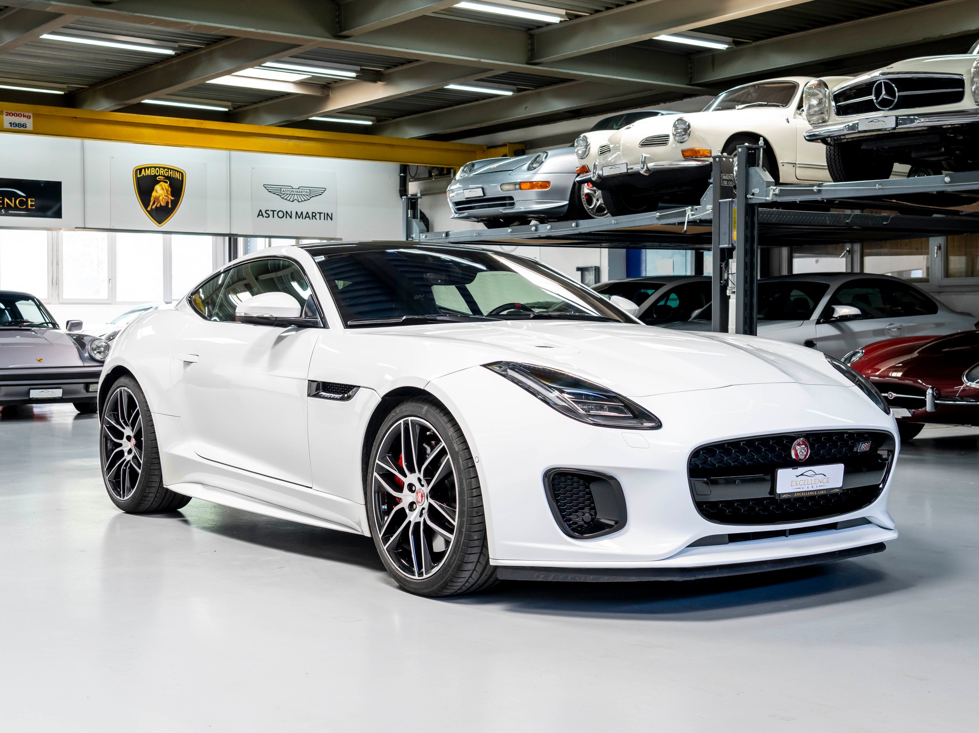 JAGUAR F-Type Coupé 3.0 V6 S/C AWD Chequered Flag Aut.-showroom-element-2