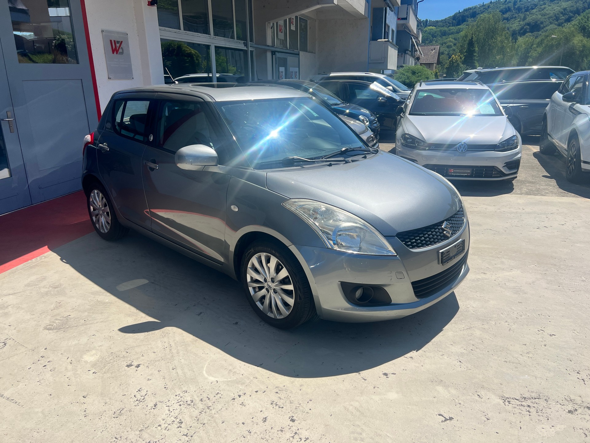 SUZUKI Swift 1.2i 16V GL Indigo-showroom-element-1