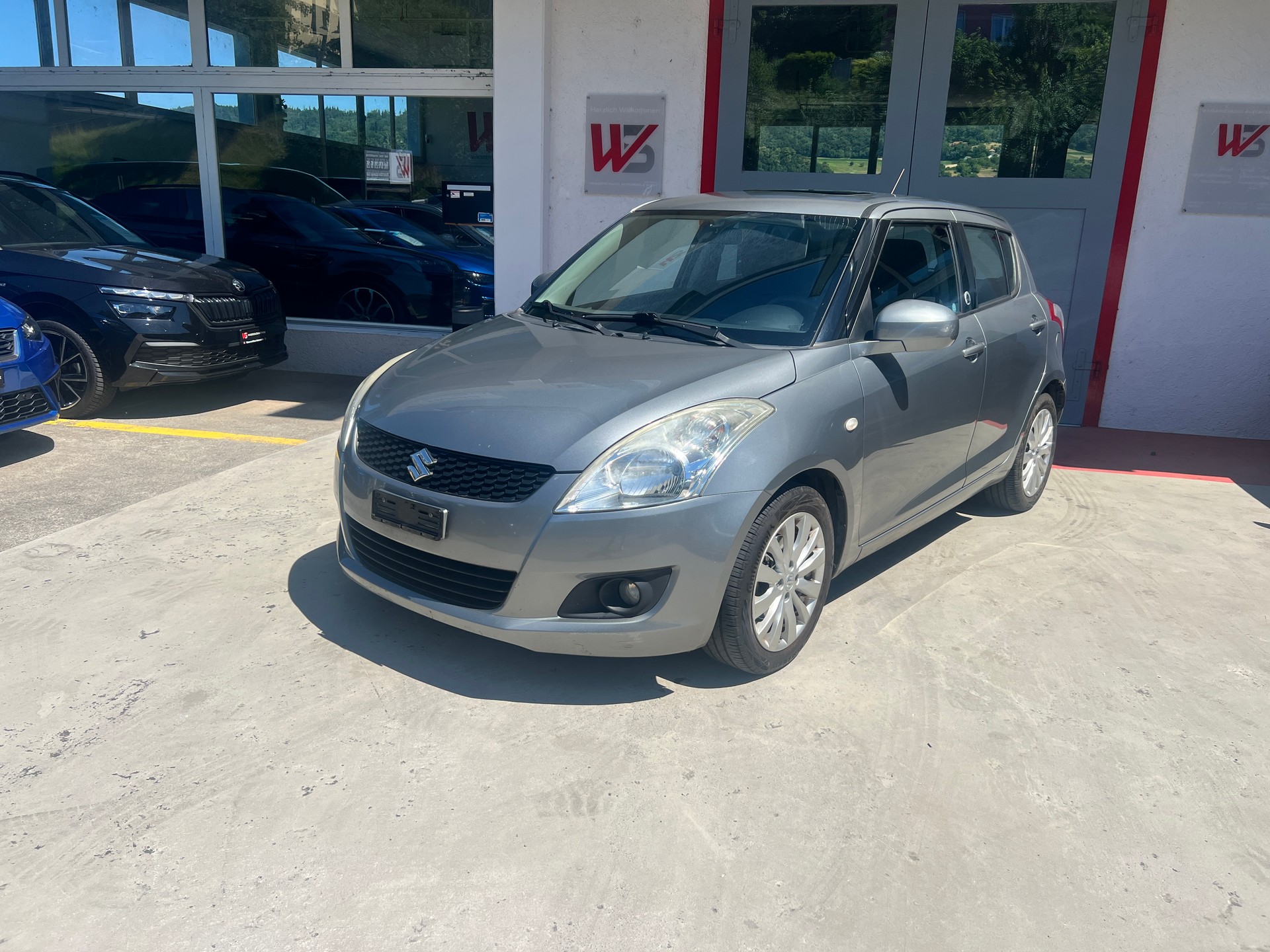 SUZUKI Swift 1.2i 16V GL Indigo