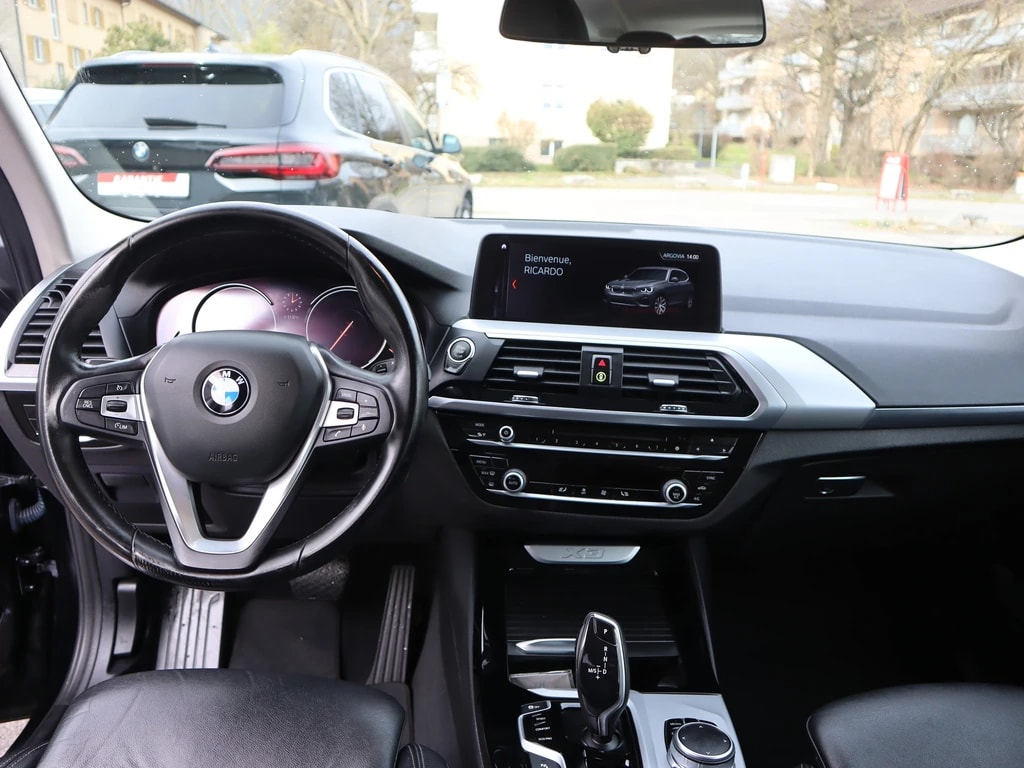 BMW X3 xDrive 20d Steptronic ** Teil-Leder ** Gr-Navi ** RF-Kamera ** ACC ** HUD ** Totwink-Assit **-image-10