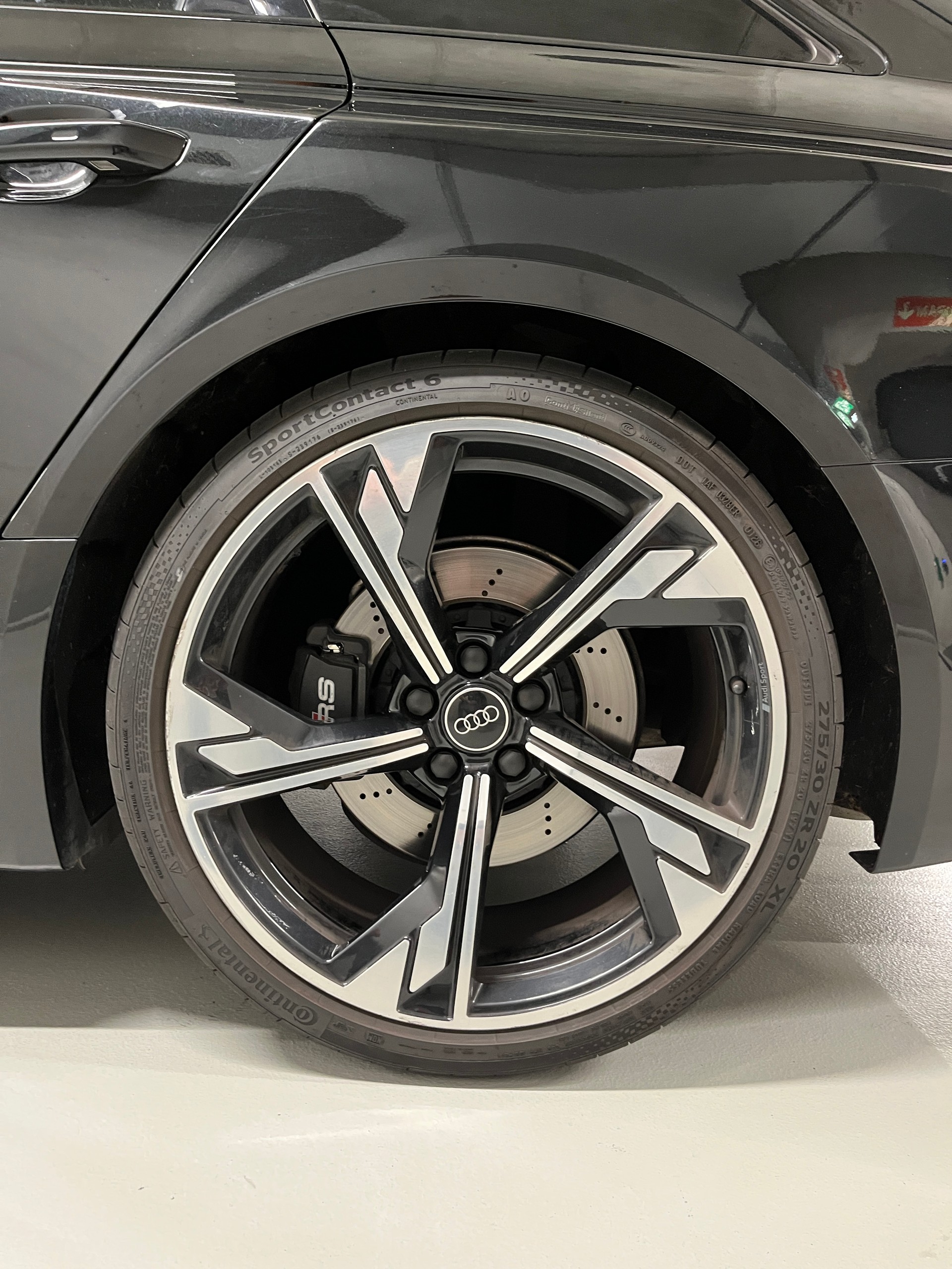 AUDI RS4 Avant quattro tiptronic-image-26