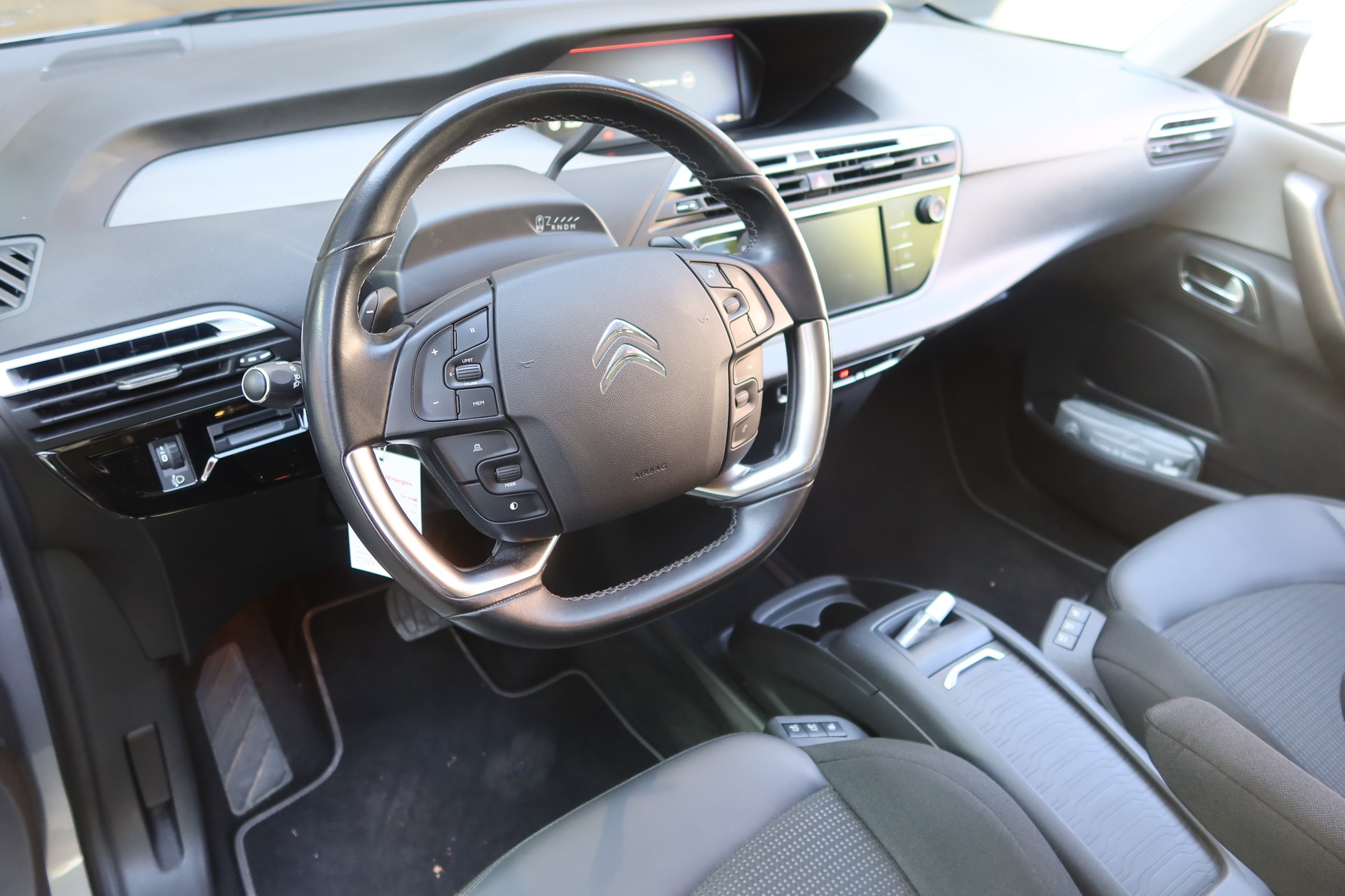CITROEN GrC4 Spacetourer1.5ShEAT8-image-5