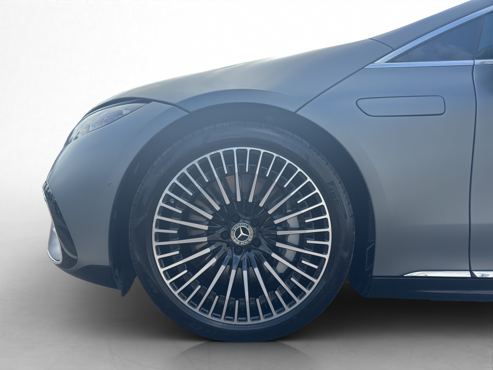 MERCEDES-BENZ EQS 580 AMG Line 4Matic-image-7