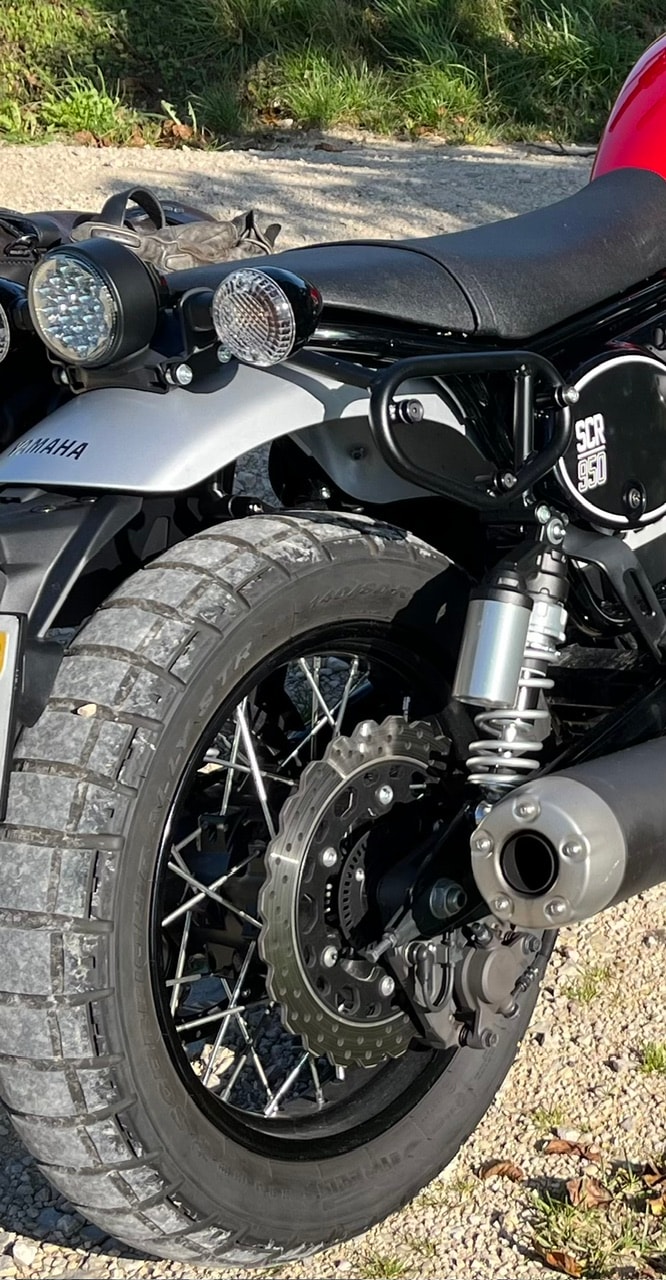 YAMAHA SCR 950 ABS-image-2