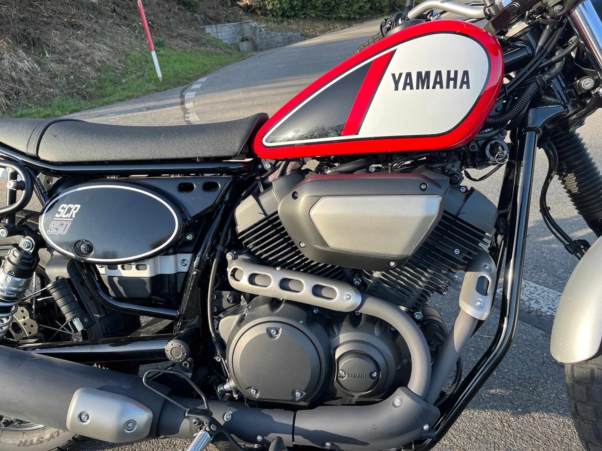 YAMAHA SCR 950 ABS-image-1