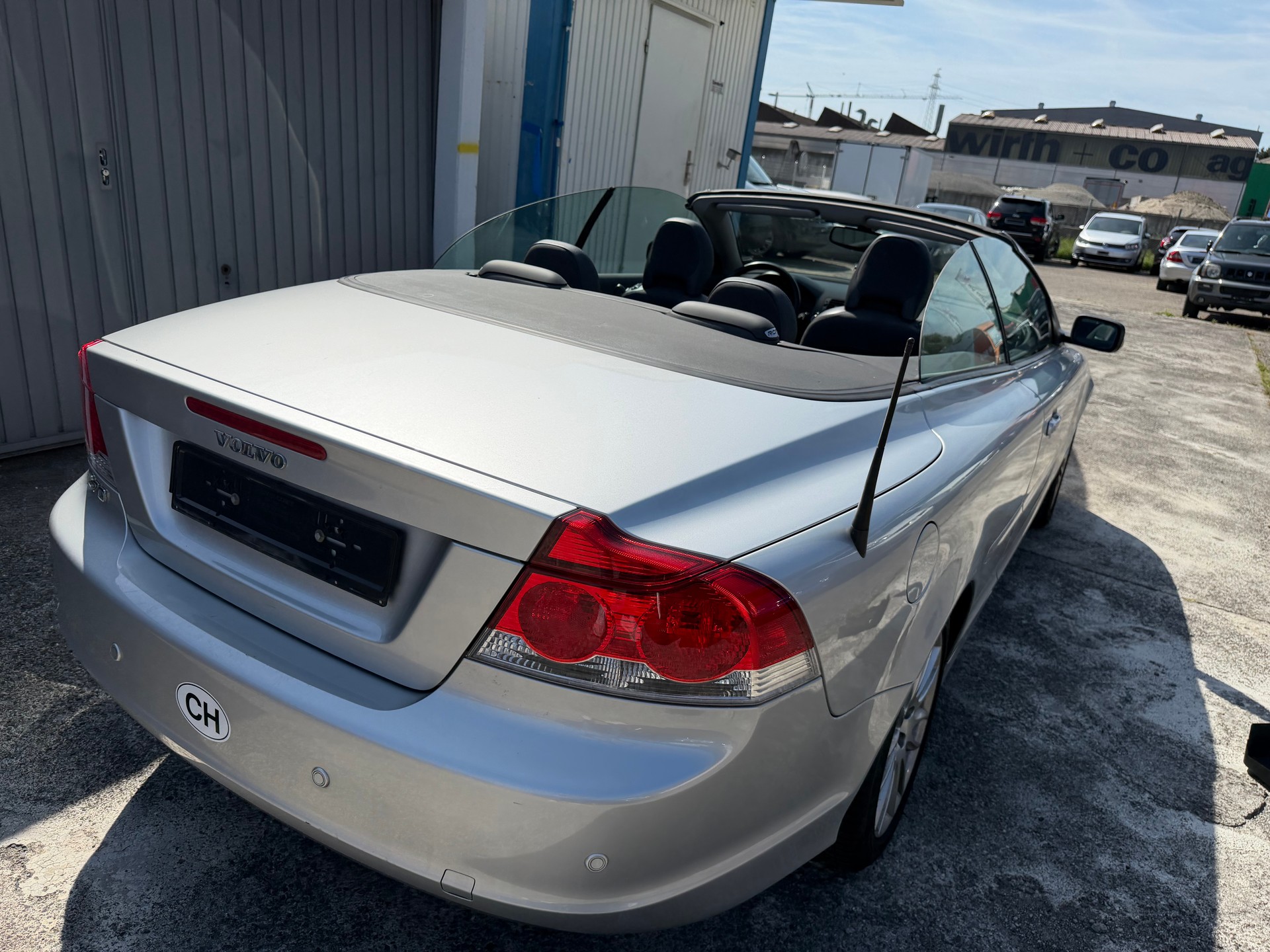 VOLVO C70 2.4 Momentum-image-5
