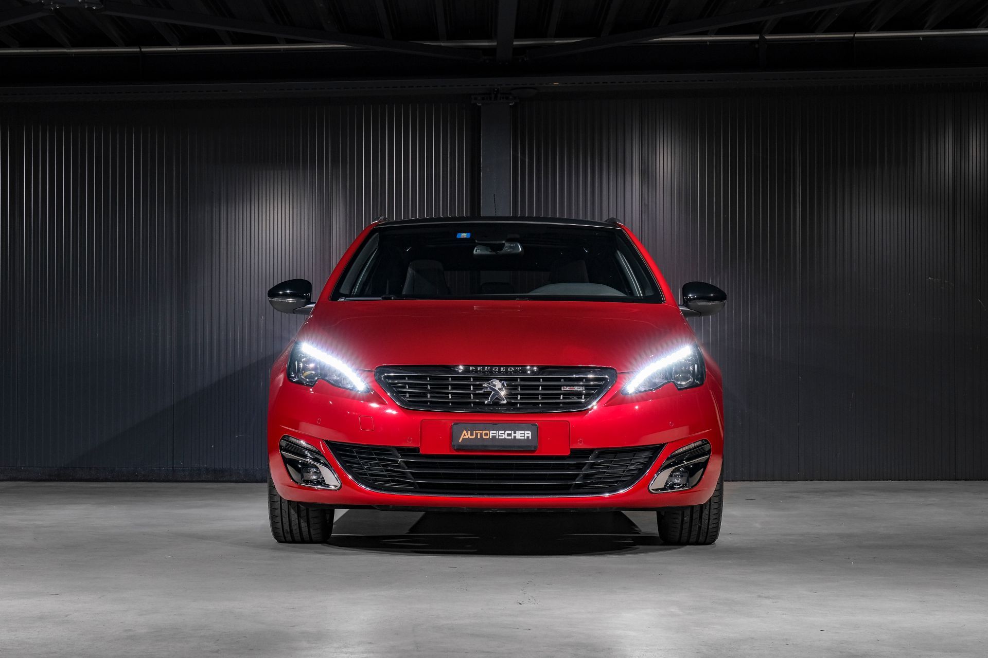 PEUGEOT 308 SW 1.2 THP Allure Automatic-showroom-element-2