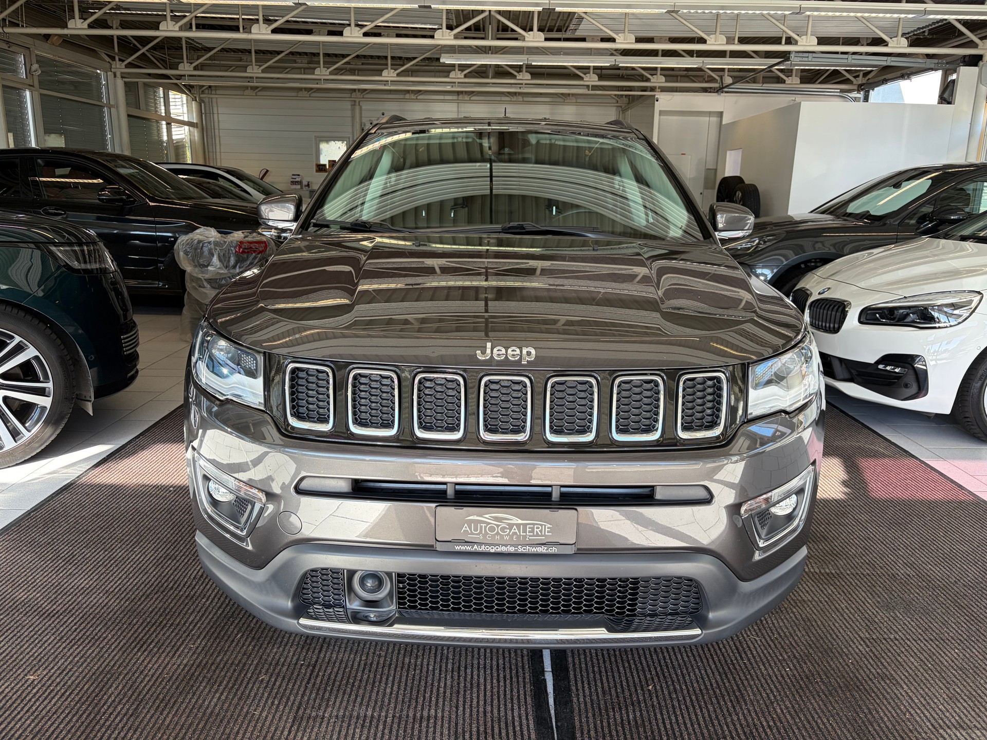 JEEP Compass 2.0CRD Limited AWD 9ATX | CH Fahrzeug | Touchscreen Uconnect Navi | DAB+ |-image-29