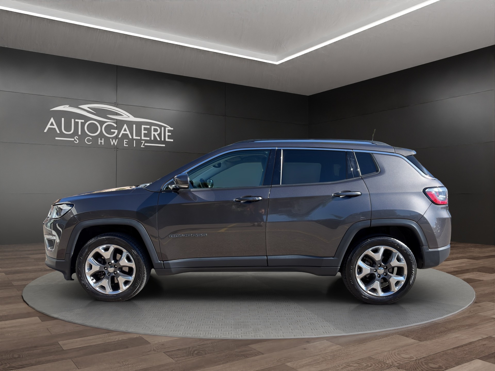 JEEP Compass 2.0CRD Limited AWD 9ATX | CH Fahrzeug | Touchscreen Uconnect Navi | DAB+ |-showroom-element-1