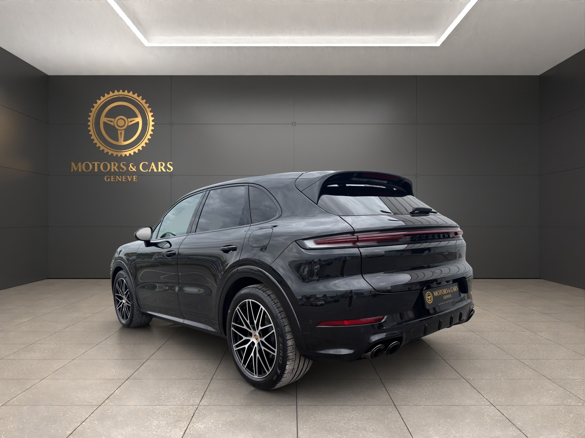PORSCHE Cayenne E-Hybrid Tiptronic-showroom-element-3