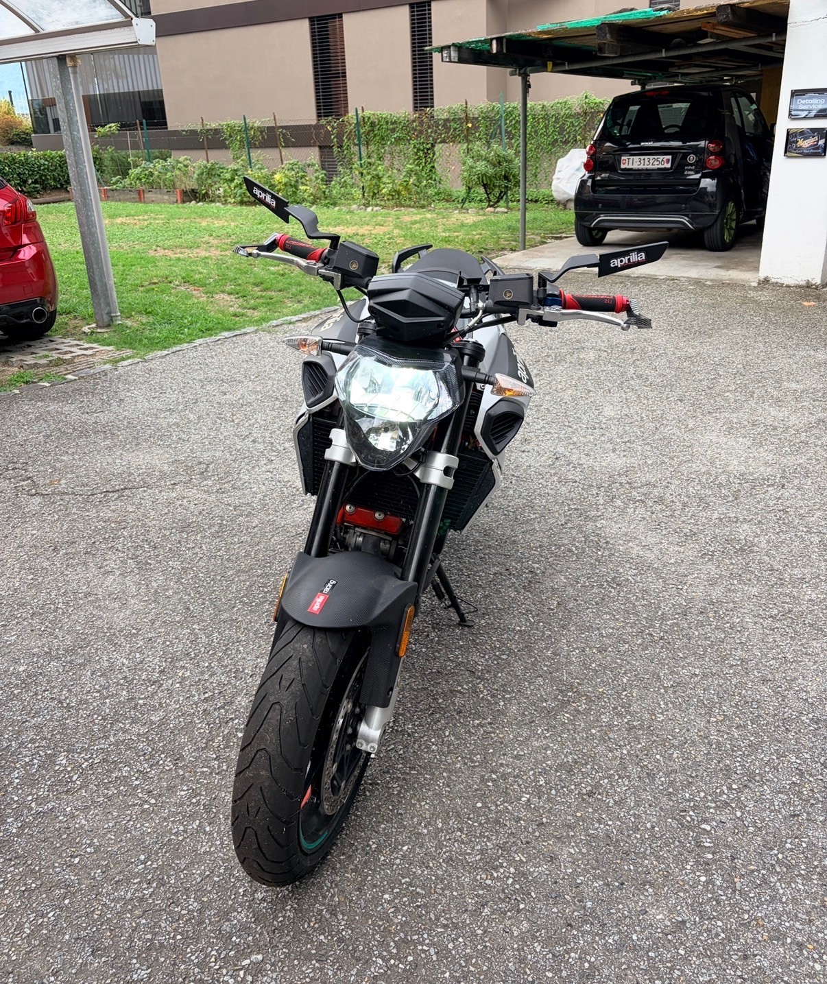 APRILIA SL 900 Shiver ABS-image-9