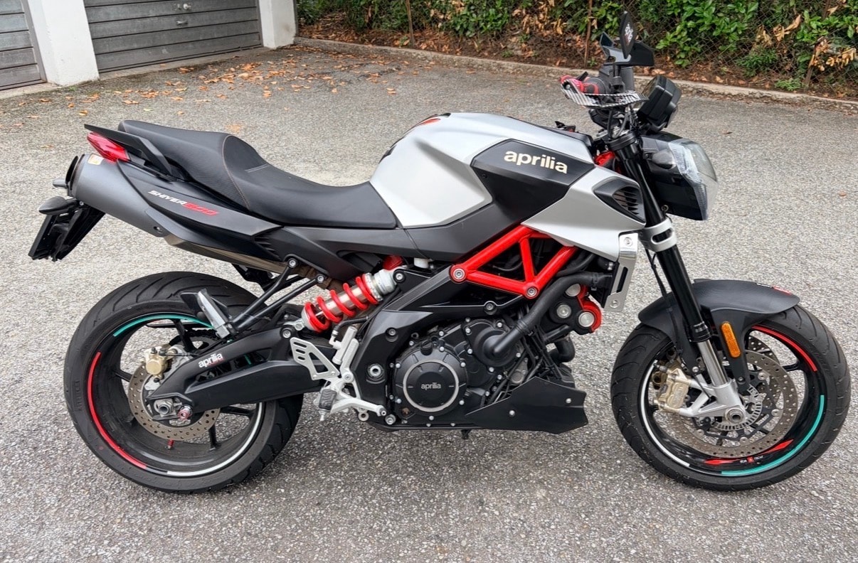 APRILIA SL 900 Shiver ABS-image-1