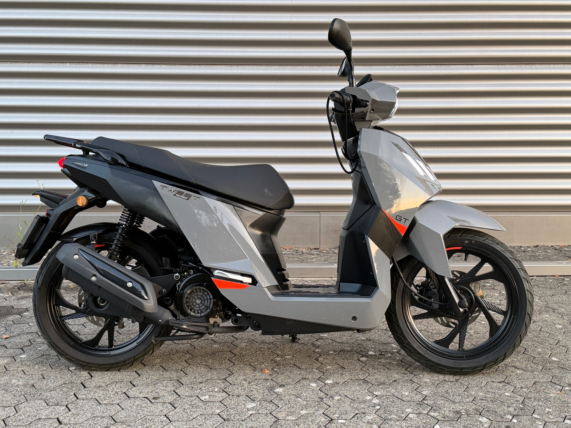 PEUGEOT FL 125-image-3