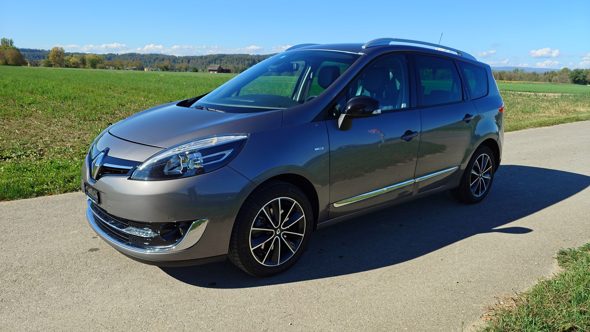 RENAULT Grand Scénic 1.2 16V Turbo Swiss Edition
