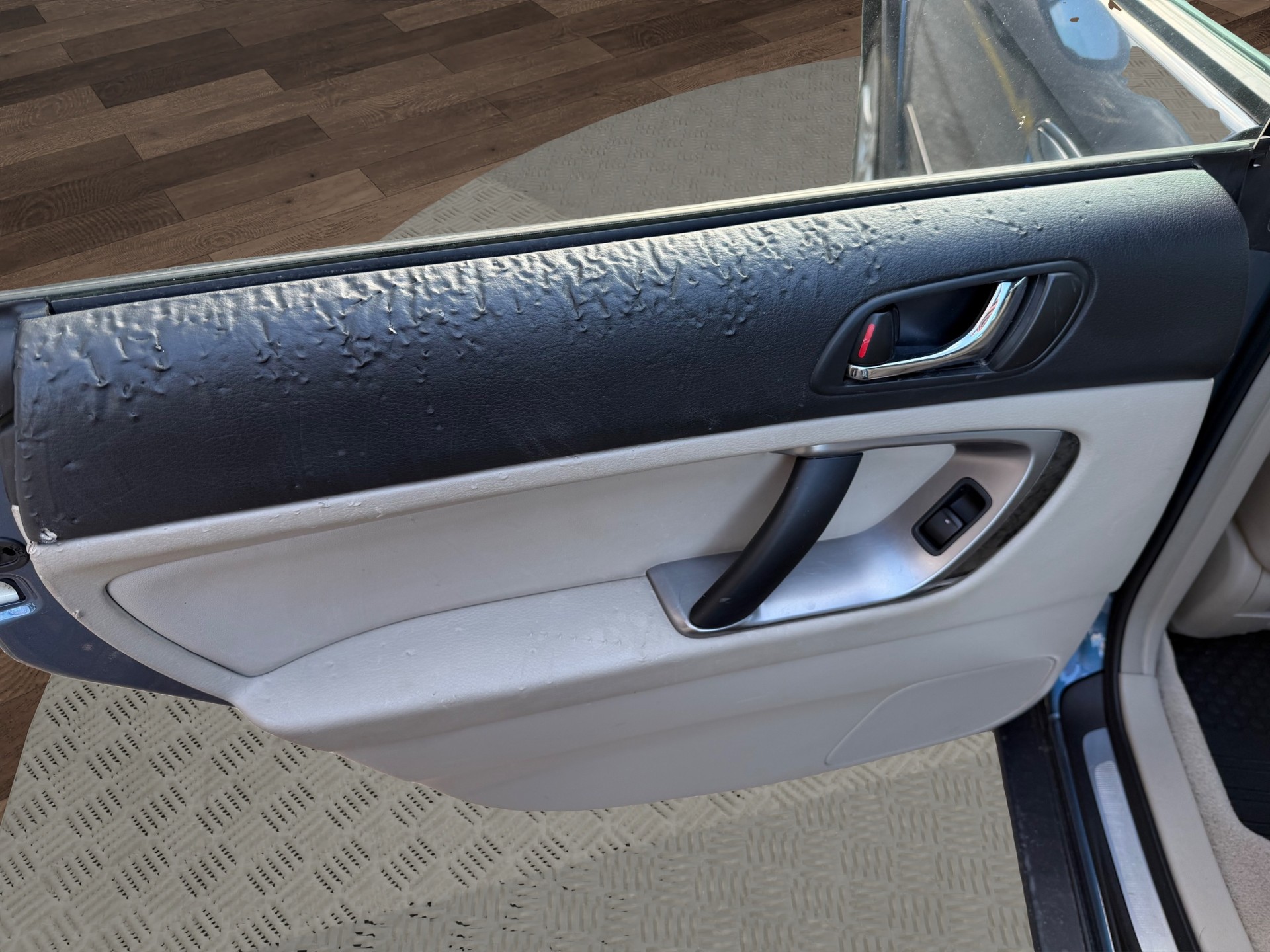 SUBARU Outback 3.0R AWD H6 Automatic-image-12