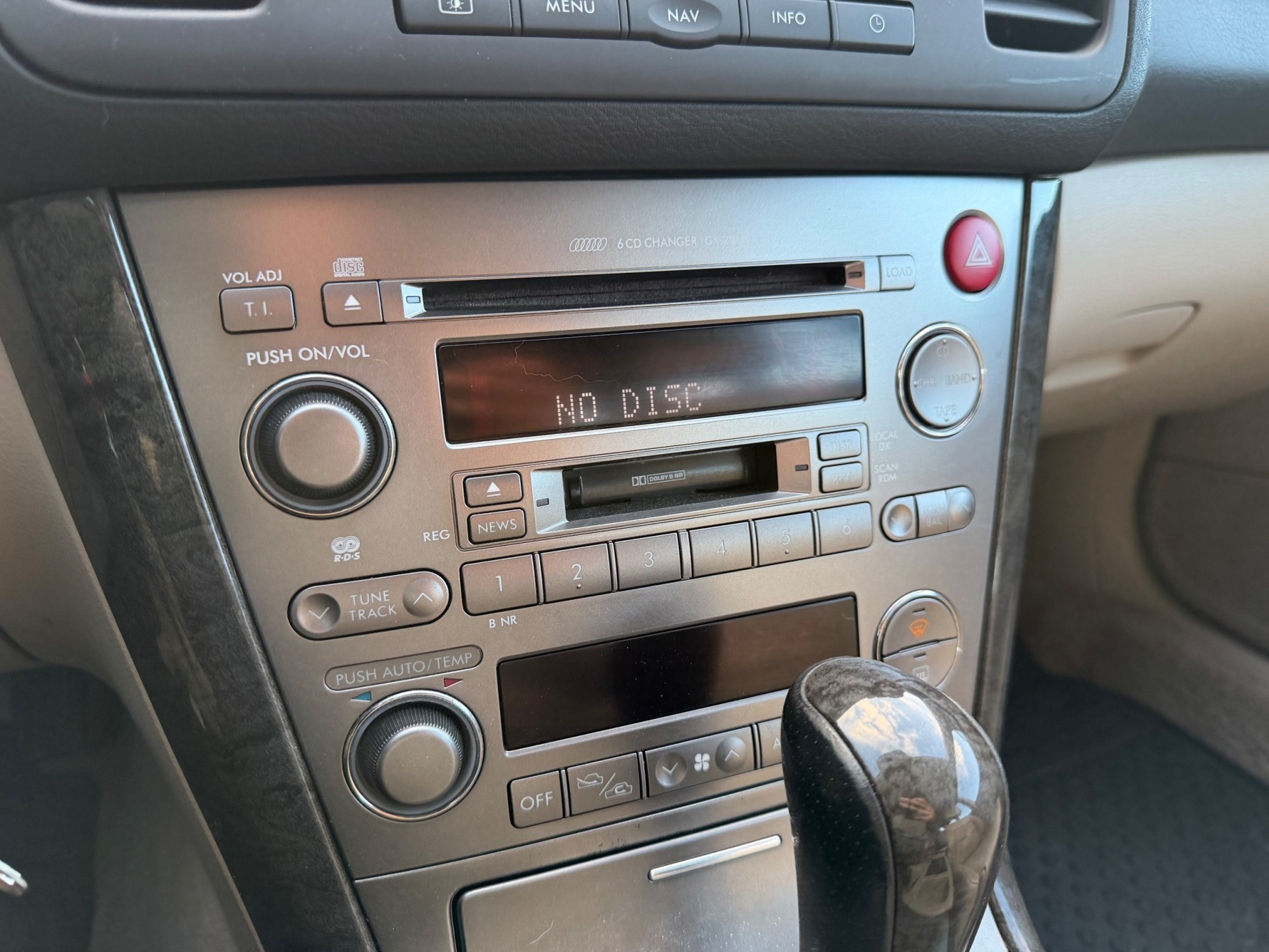 SUBARU Outback 3.0R AWD H6 Automatic-image-21