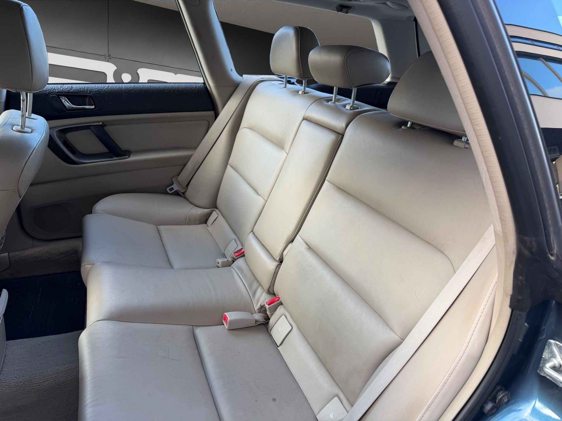 SUBARU Outback 3.0R AWD H6 Automatic-image-11