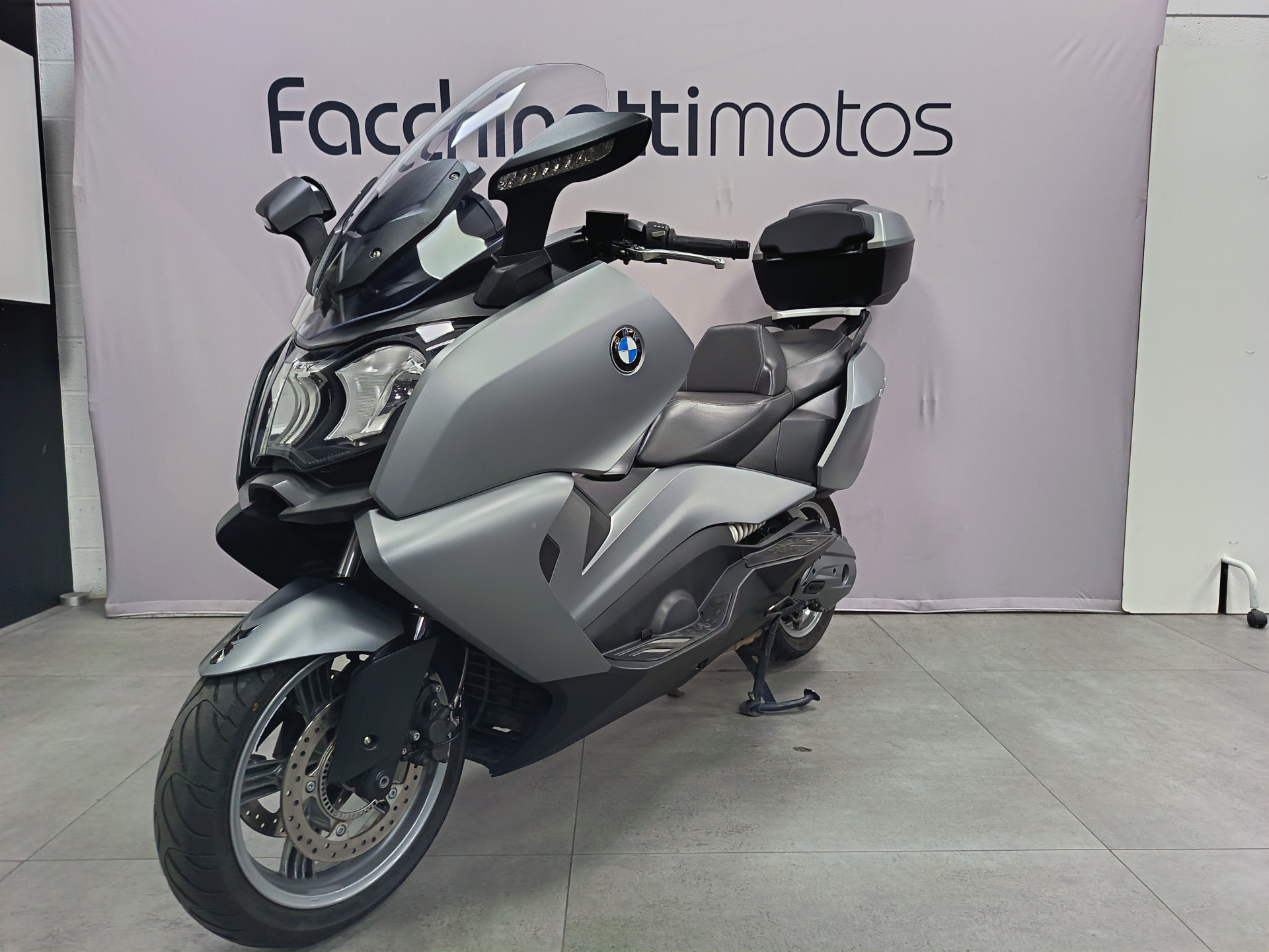 BMW C 650 GT - leasing à 89 chf par mois-showroom-element-2