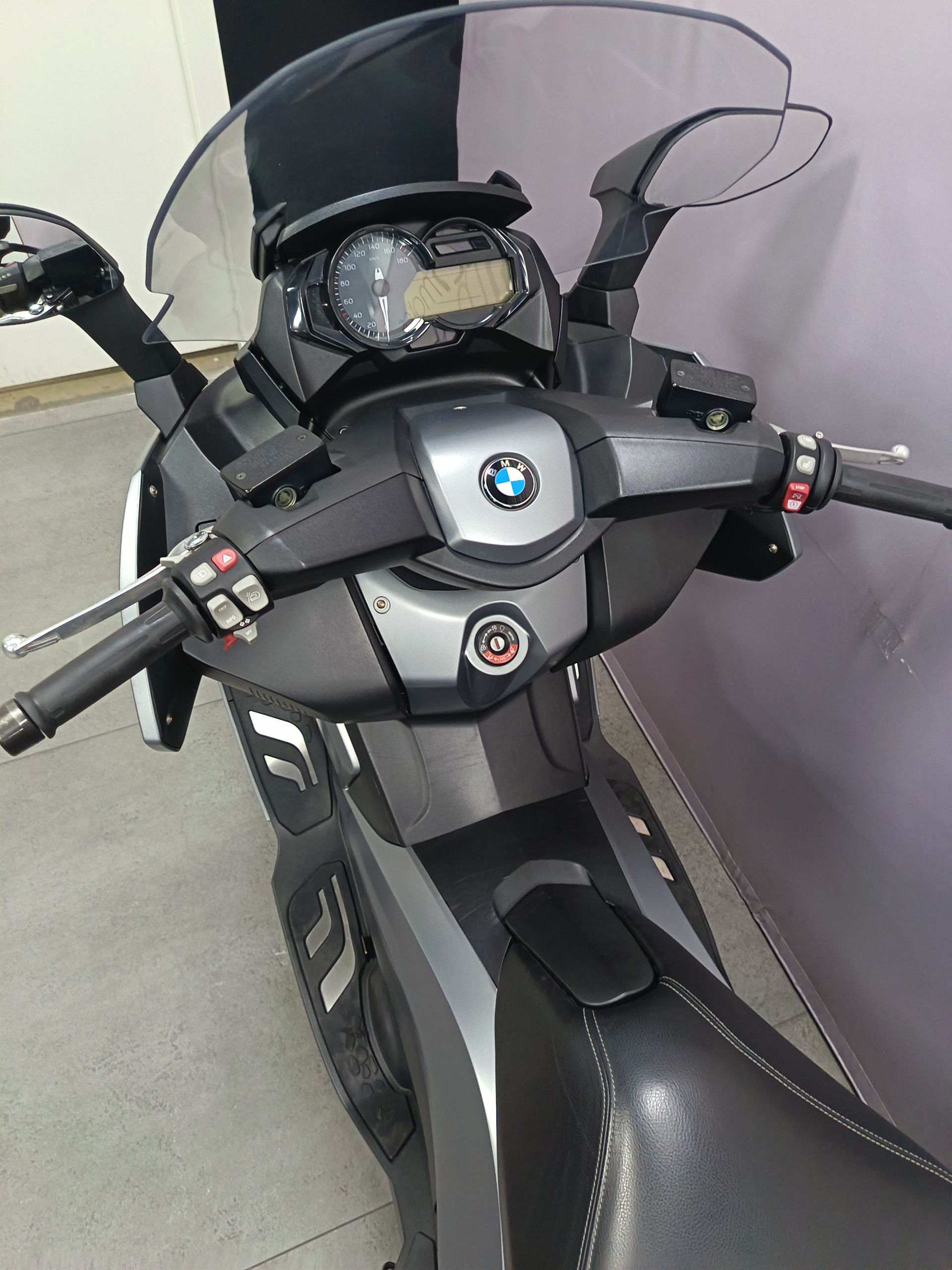 BMW C 650 GT - leasing à 89 chf par mois-image-4