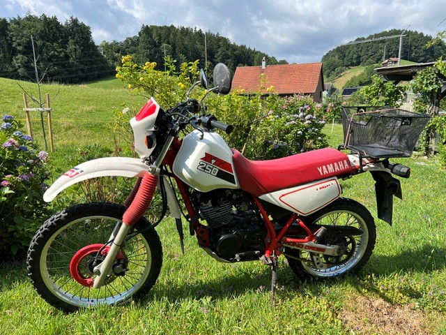 YAMAHA XT 250-image-0