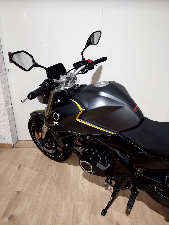 VOGE 525R-image-5