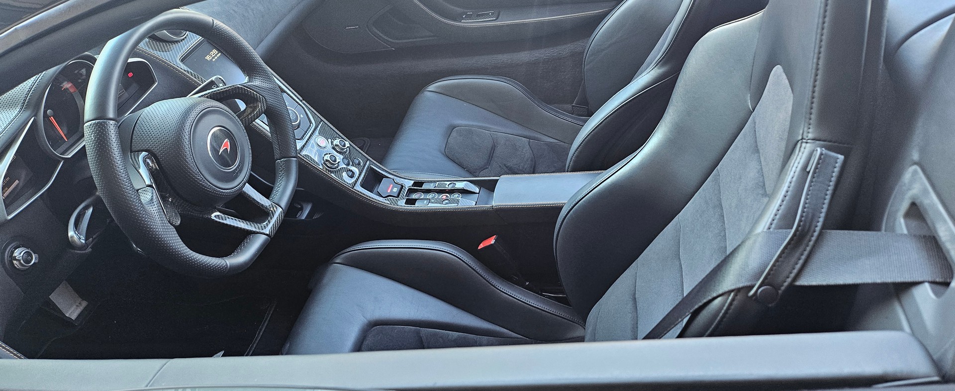 McLAREN MP4-12C Spider 3.8 V8 SSG-image-11