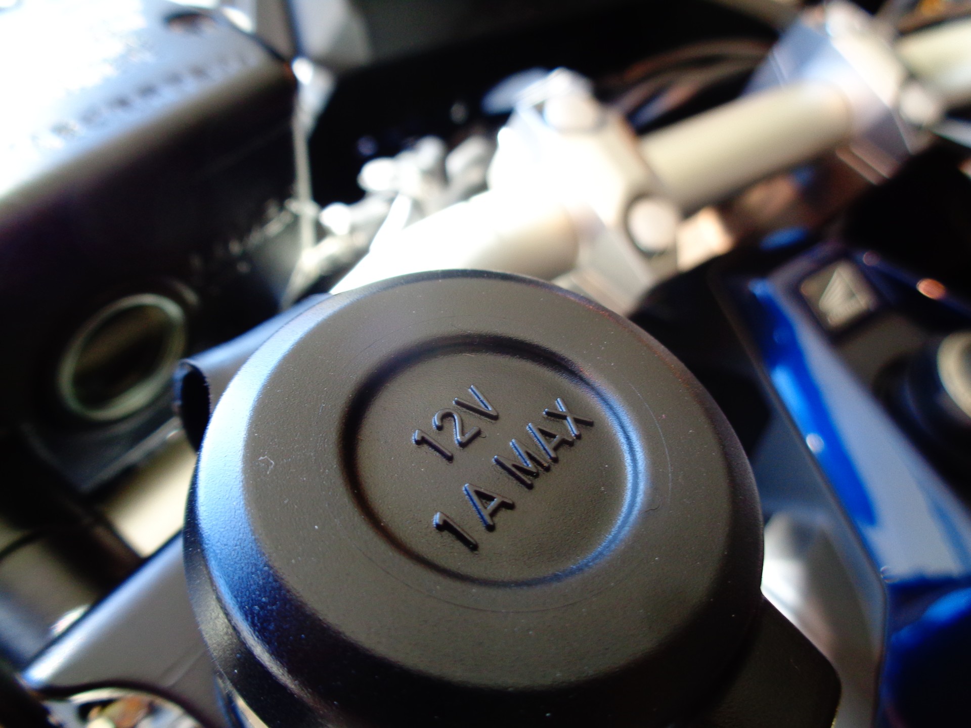 HONDA X-ADV 750 DCT Special Edition-image-13