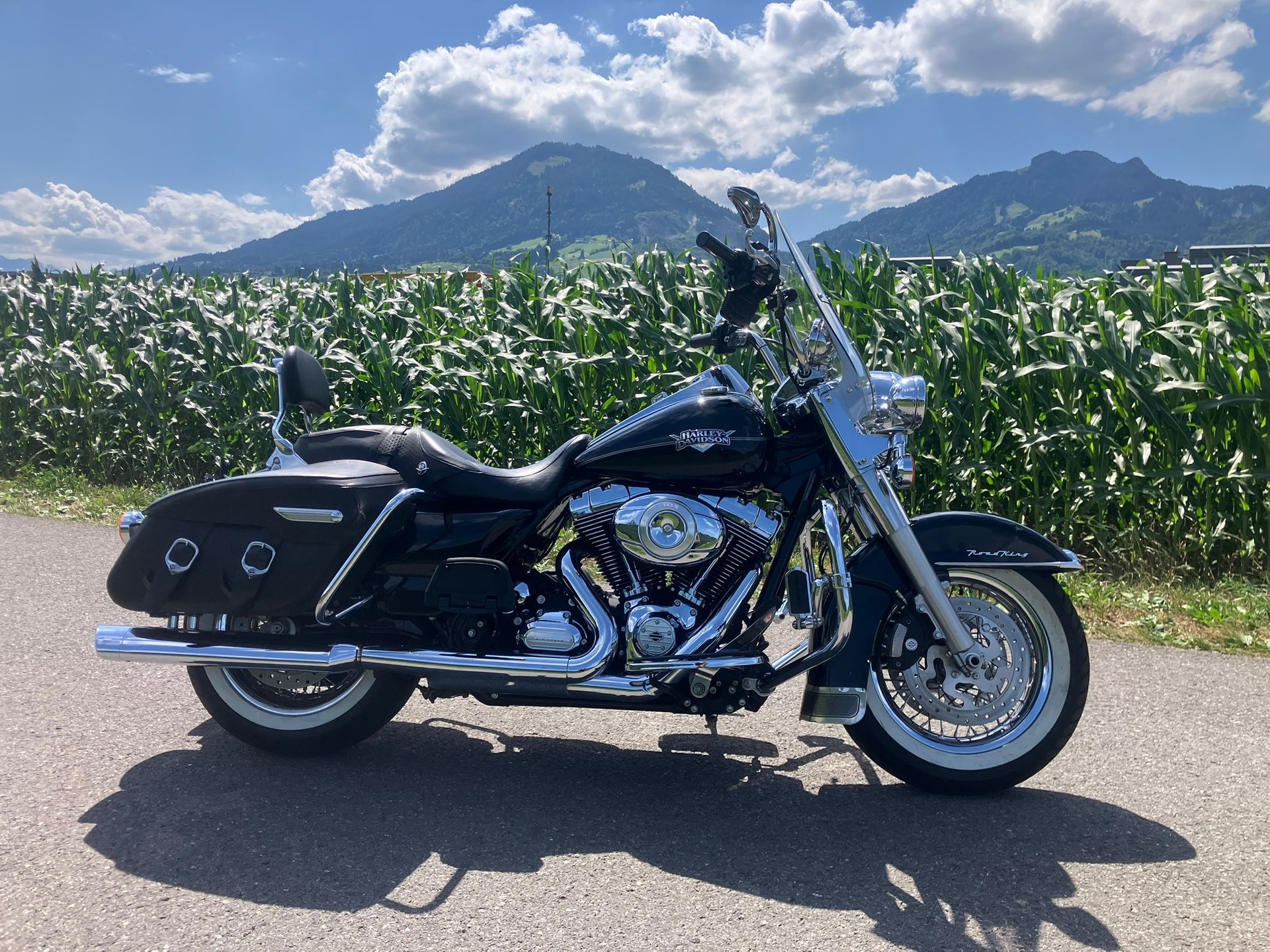 HARLEY-DAVIDSON FLHRC Road King Classic 103 ABS-image-4
