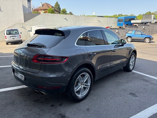 PORSCHE Macan 3.0 V6 S-showroom-element-3