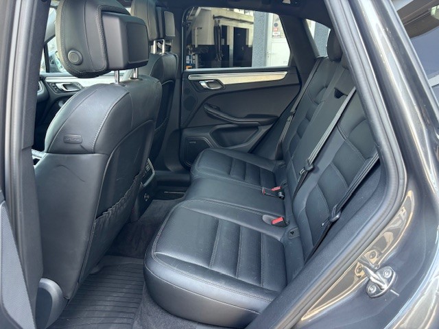 PORSCHE Macan 3.0 V6 S-image-16