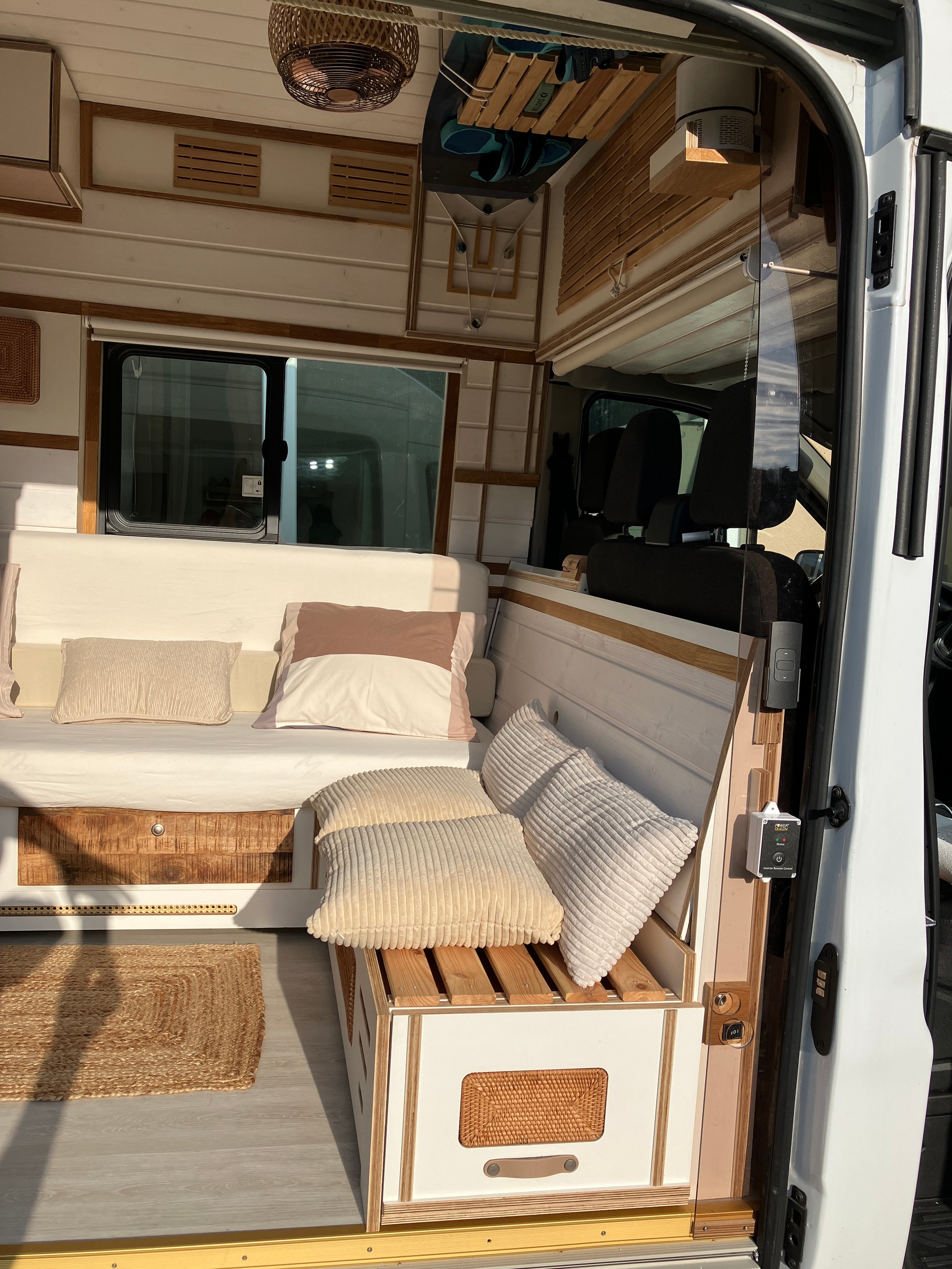 FORD Transit Van 350 L3/H3 - Mobile Tiny House-image-3