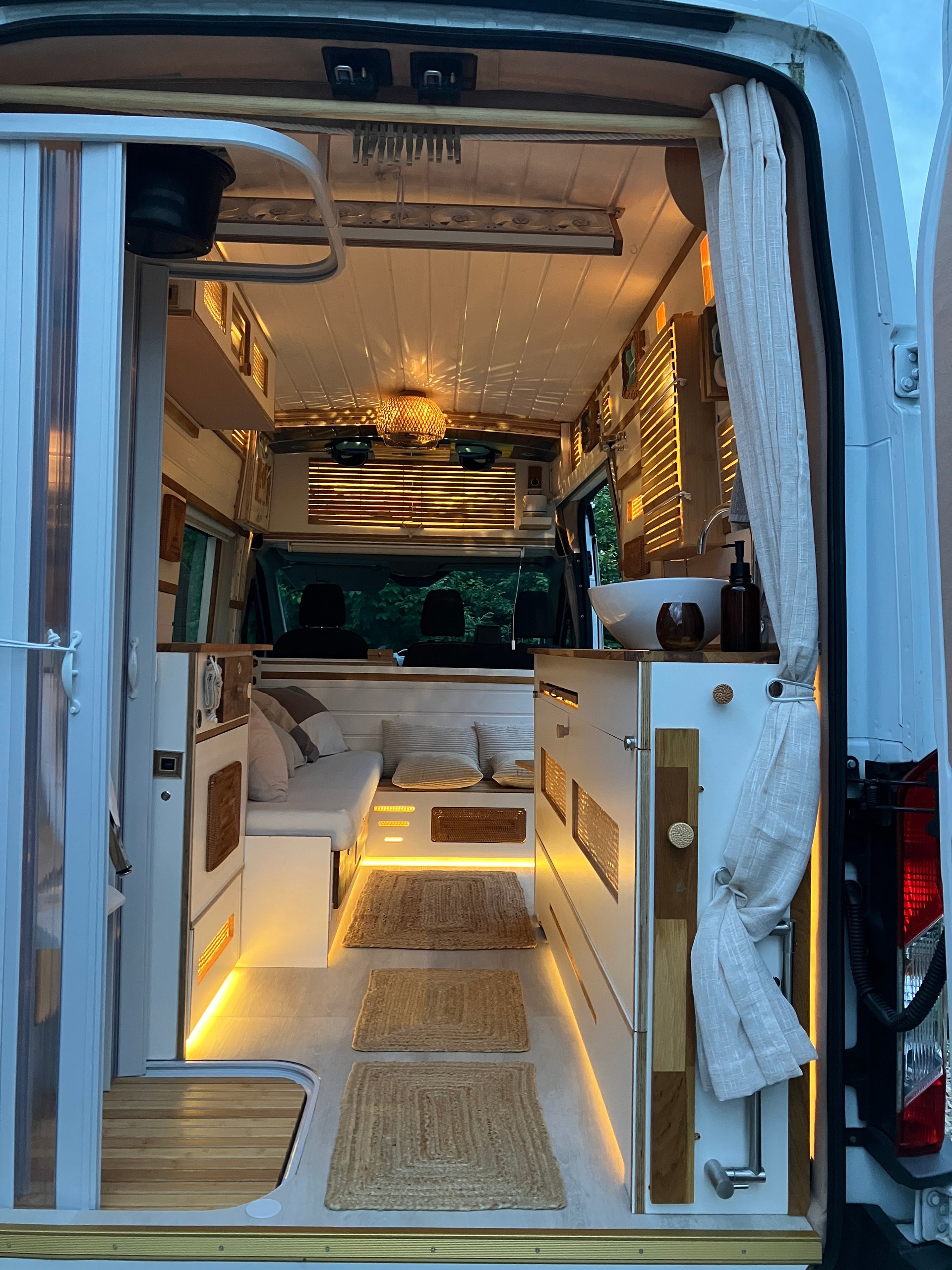 FORD Transit Van 350 L3/H3 - Mobile Tiny House-image-19