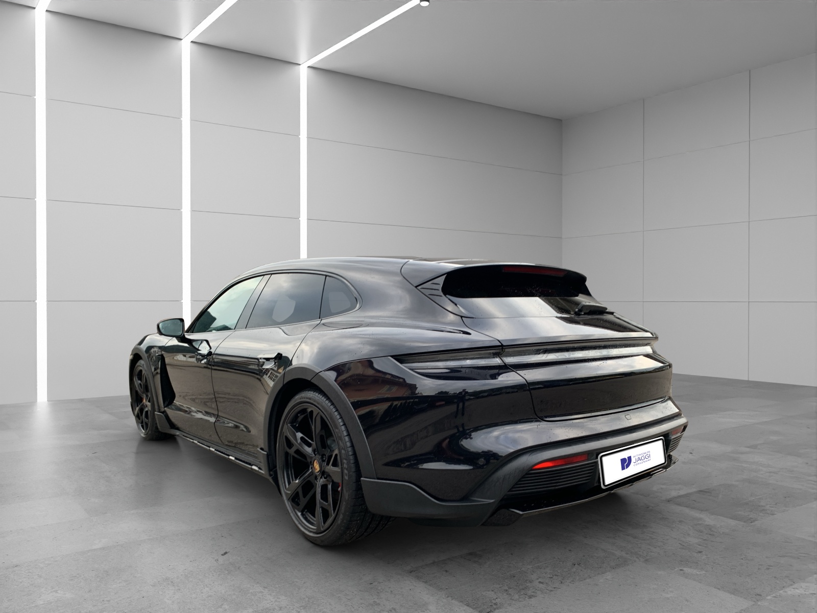PORSCHE Taycan 4S Cross Turismo / 5 places-image-4
