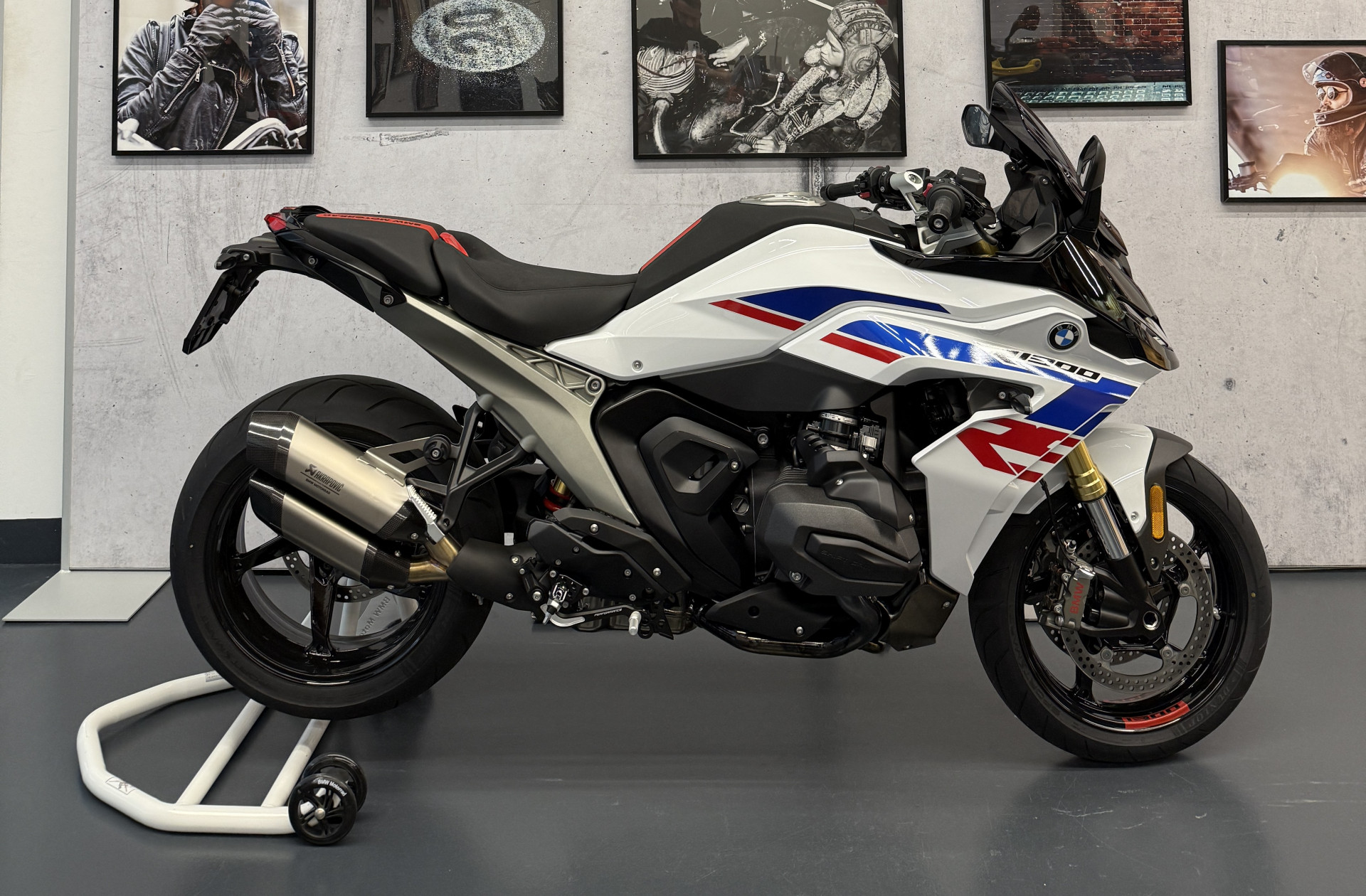 BMW R 1300 RS-image-0